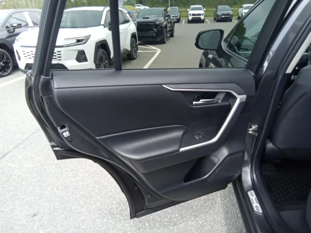 Toyota RAV 4 photo Toyota RAV 4
