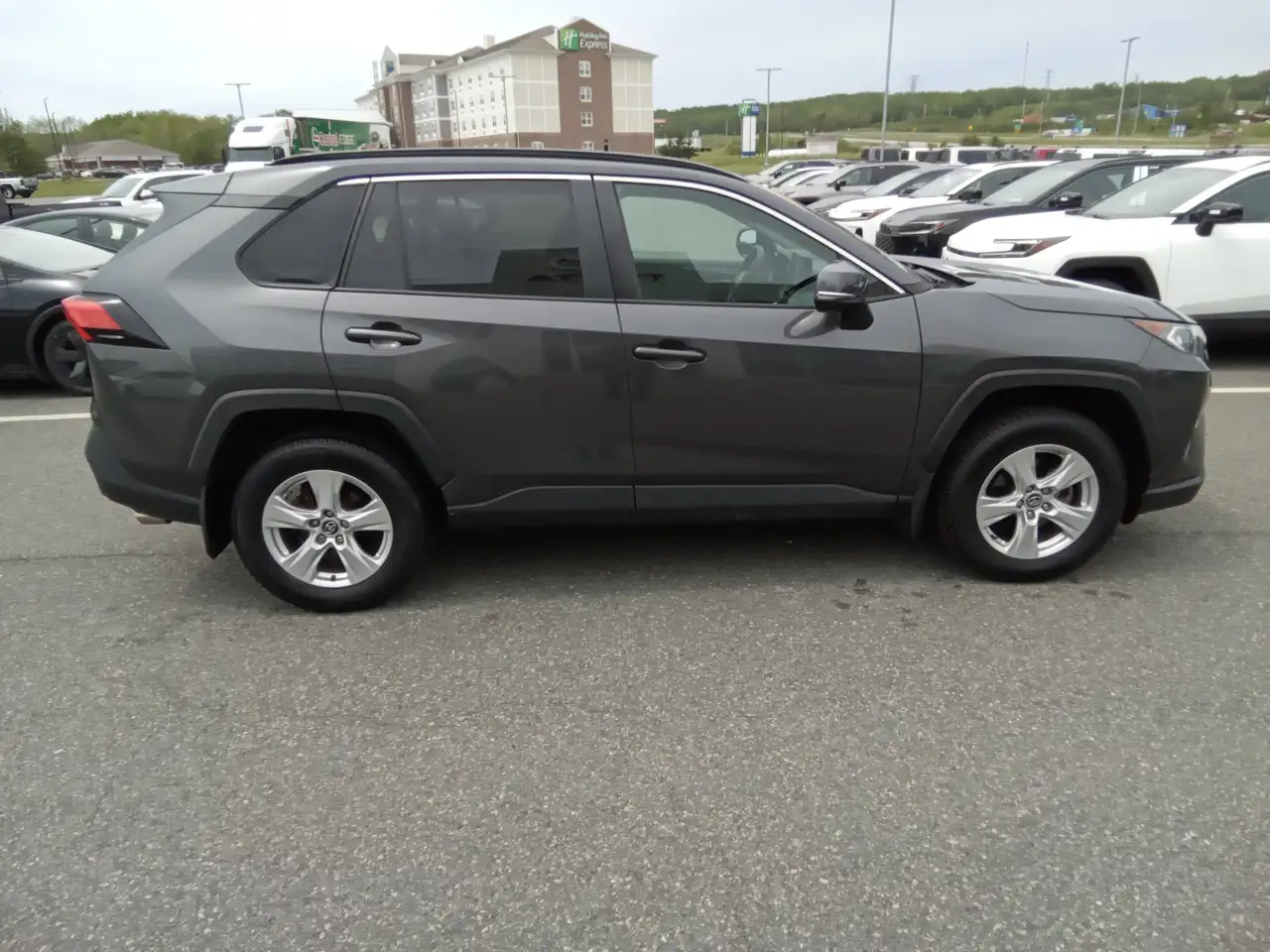 Toyota RAV 4 photo Toyota RAV 4