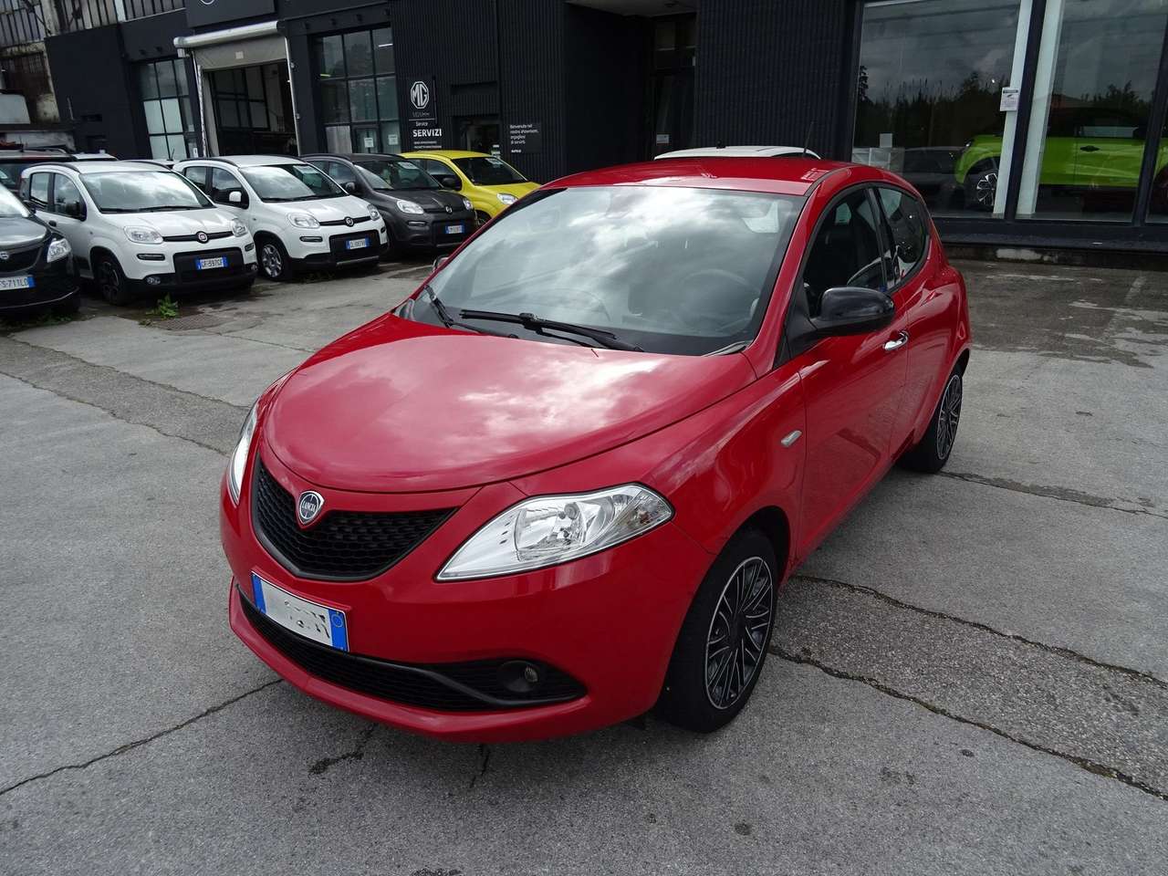 Lancia Ypsilon 1.0 FireFly 70cv S&S Hybrid GOLD