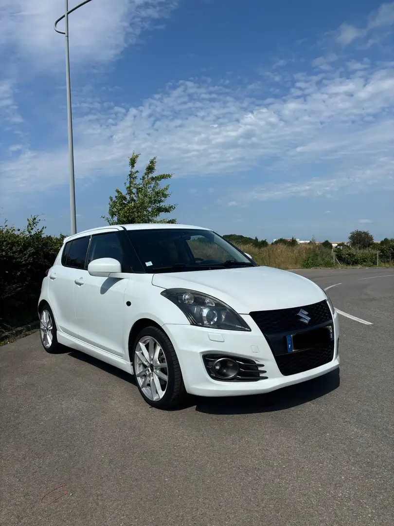 Suzuki Swift Sport 1.6 VVT - 1