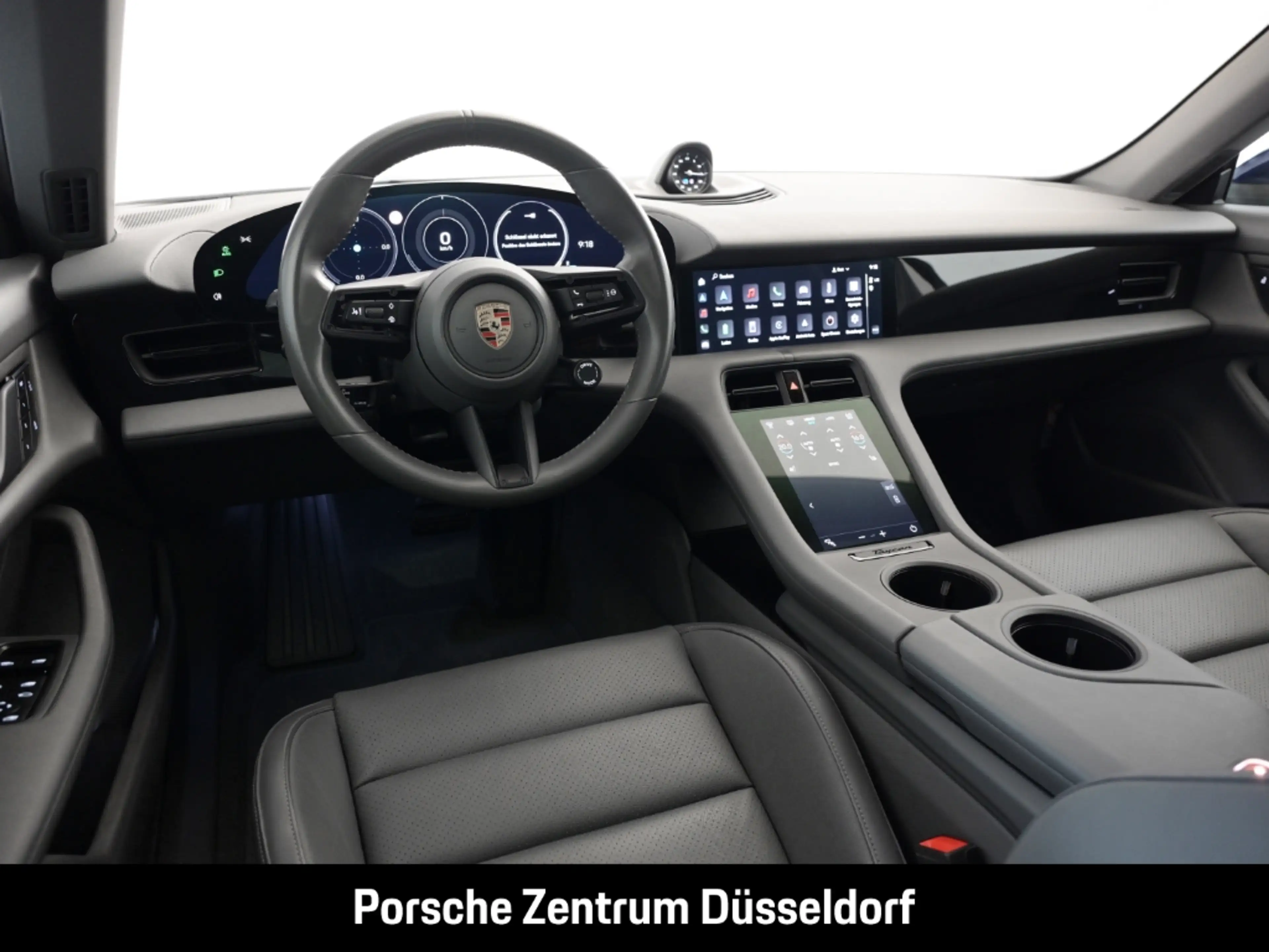 Porsche Taycan — photo 13