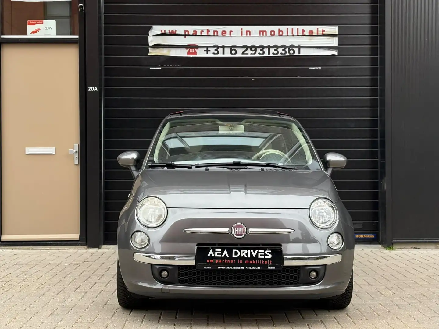 Fiat 500C 1.2 Cabrio met panoramadak, airco, parkeersensoren Grijs - 2