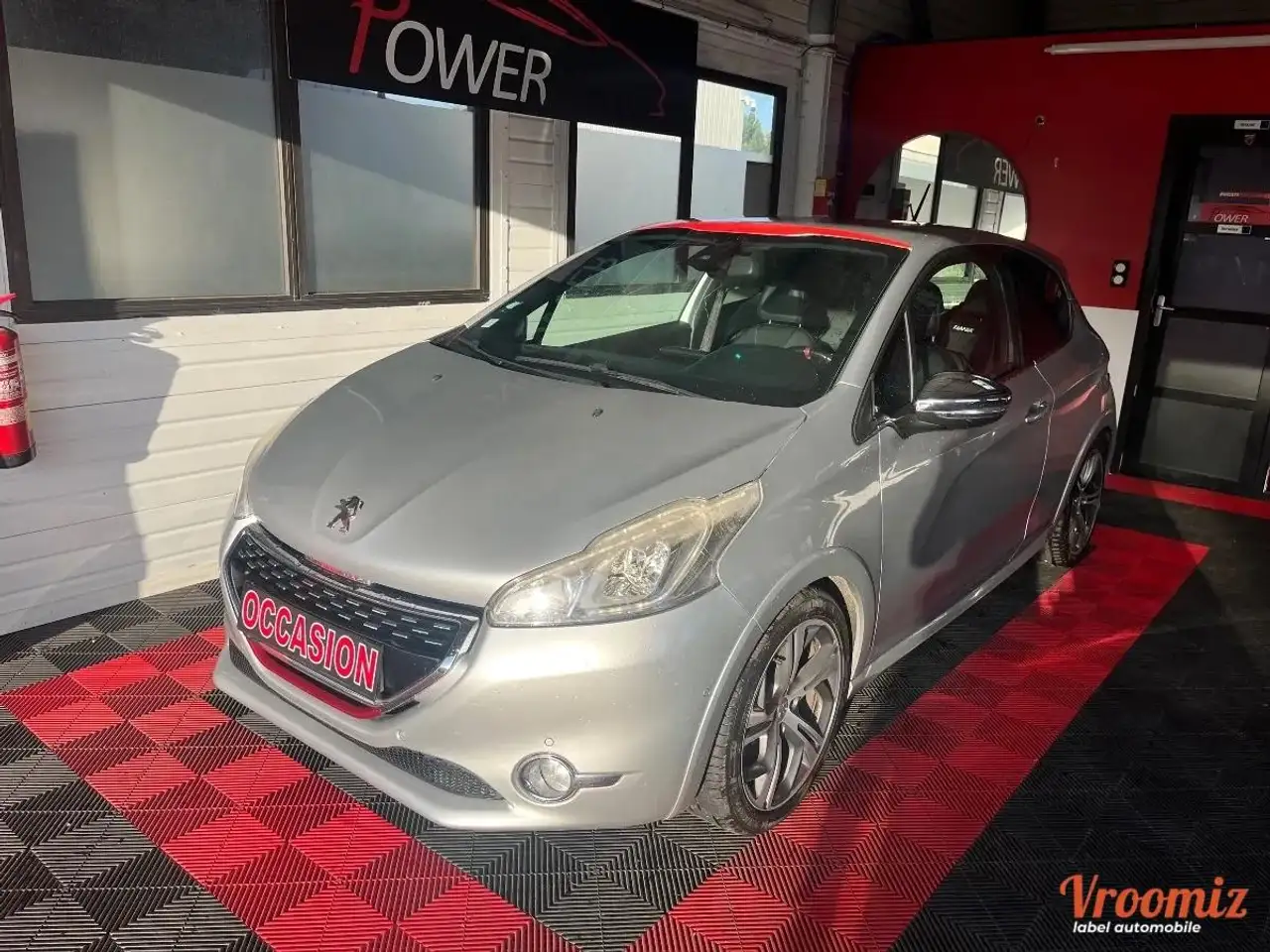 Peugeot 208 GENERATION-I 1.6 THP 200 GTI