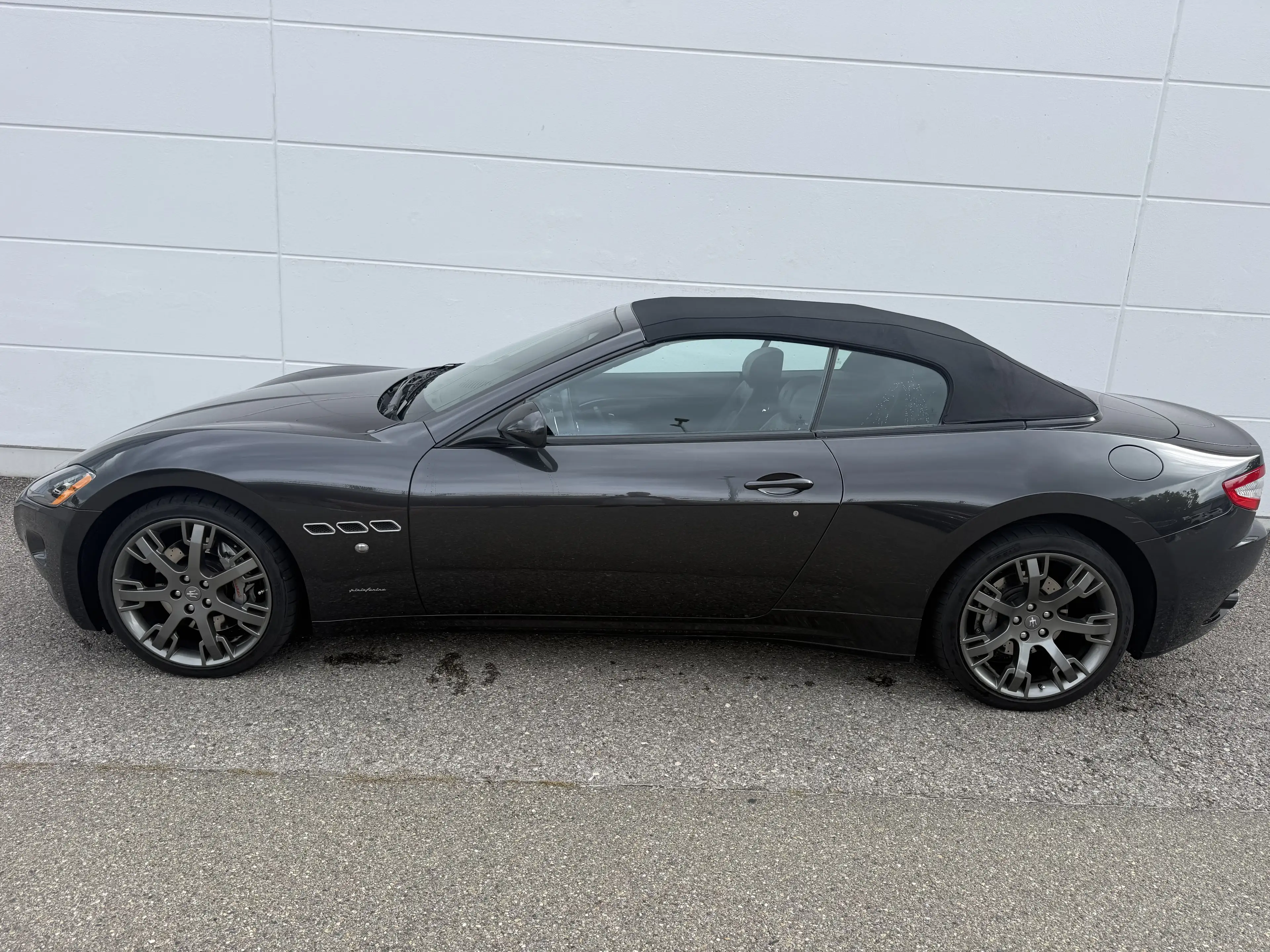 Maserati GranCabrio Basis — photo 10