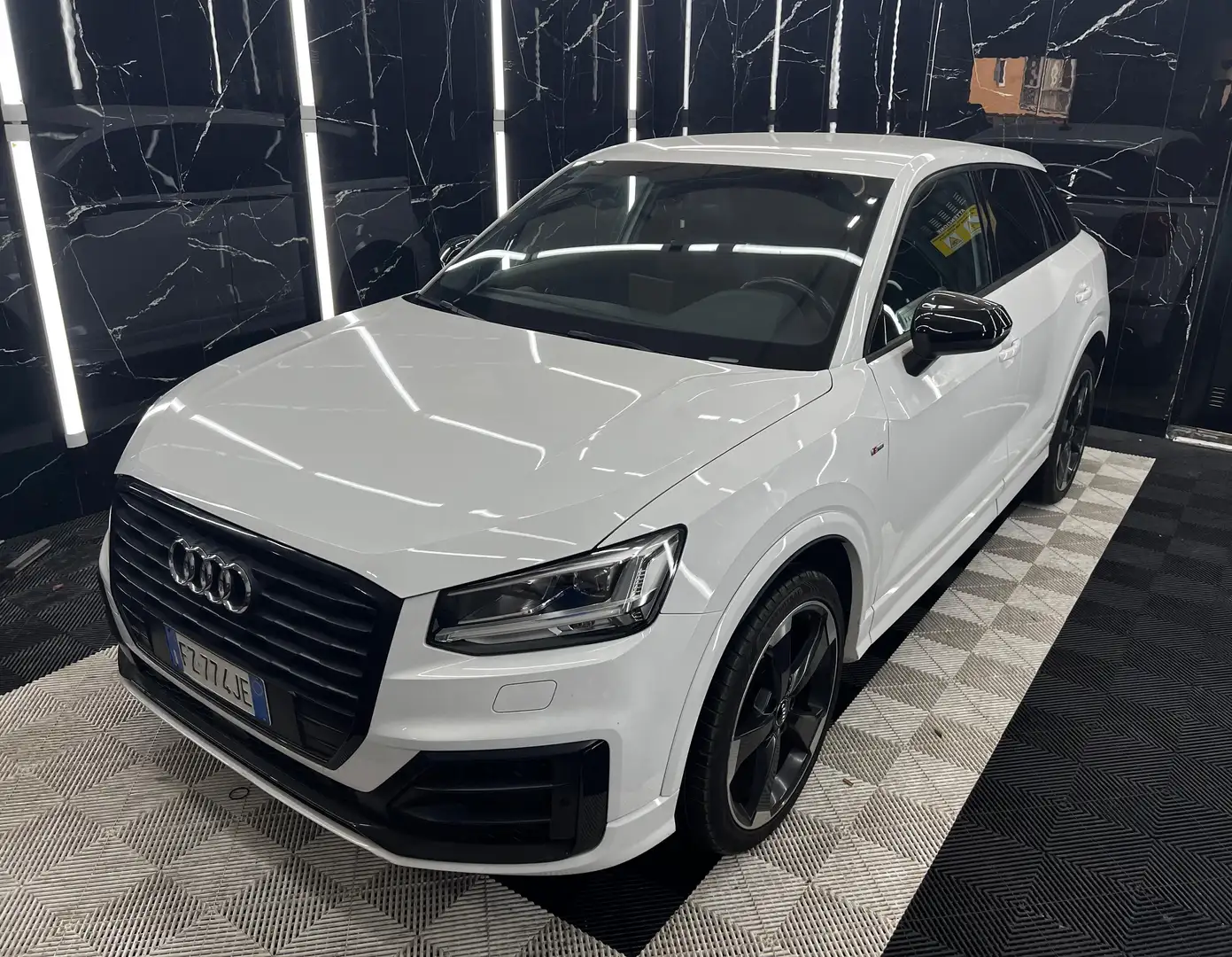 Audi Q2 Q2 35 1.5 tfsi S line edition s-tronic Bianco - 1