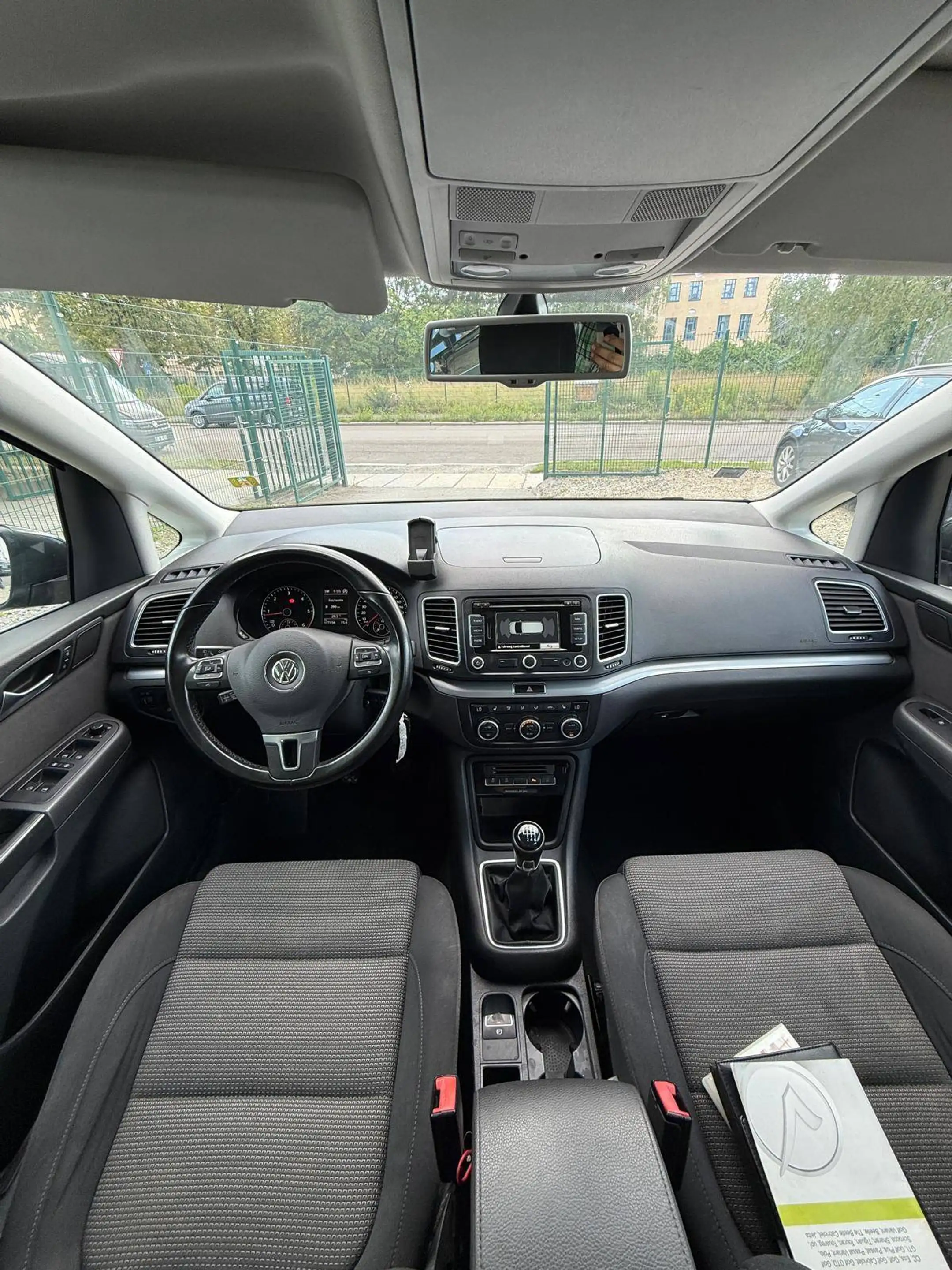 Volkswagen Sharan Comfortline BMT — photo 8