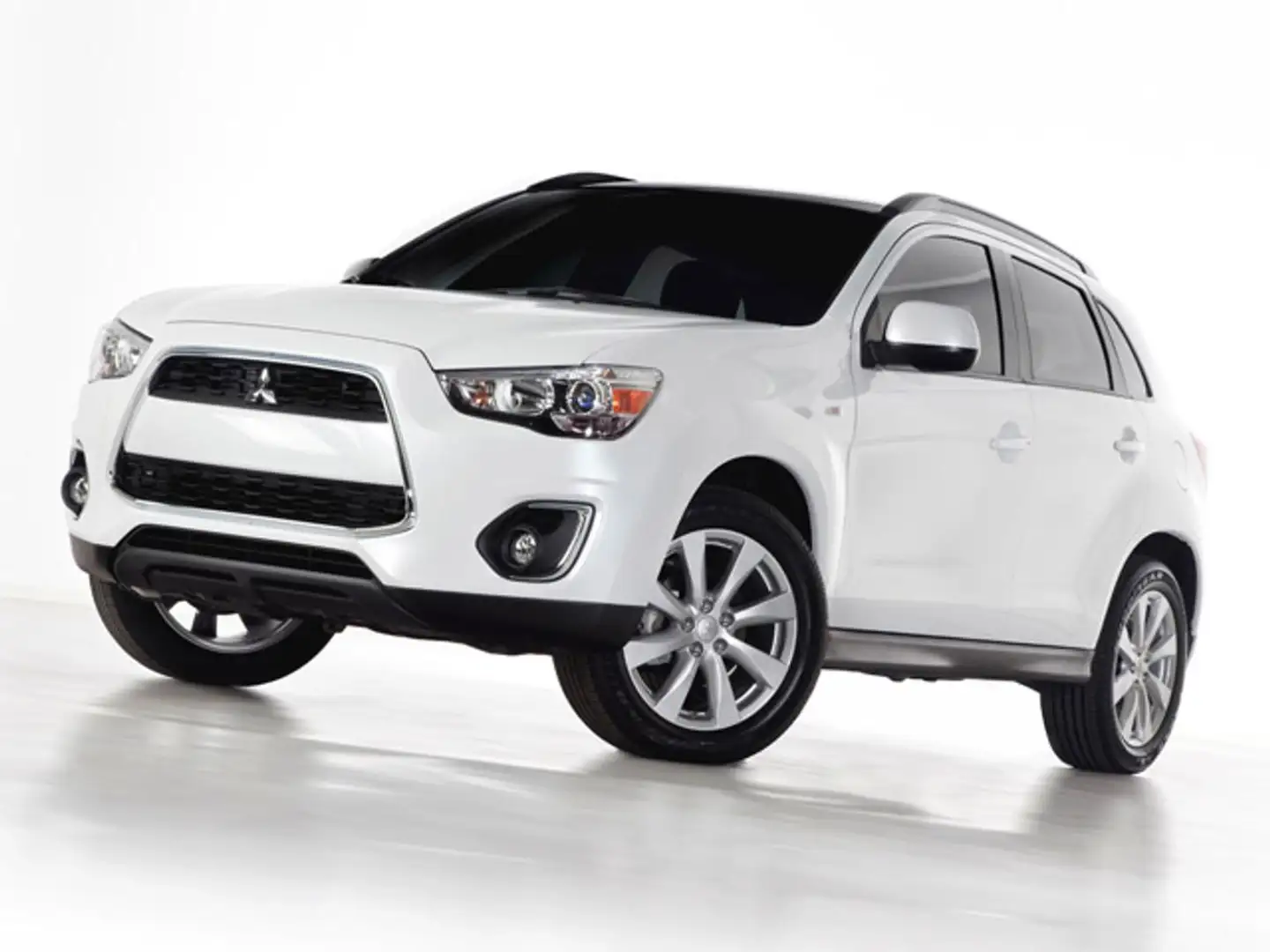 Mitsubishi ASX 1.6 2WD GPL Bi-Fuel Inform Noir - 1