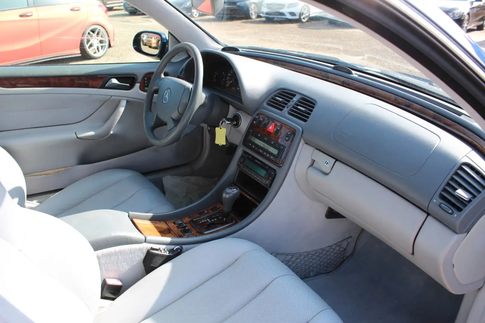 Mercedes-Benz CLK 430 ELEGANCE*V8-Motor*LEDER*Klimaaut.*Memory Blau - 2