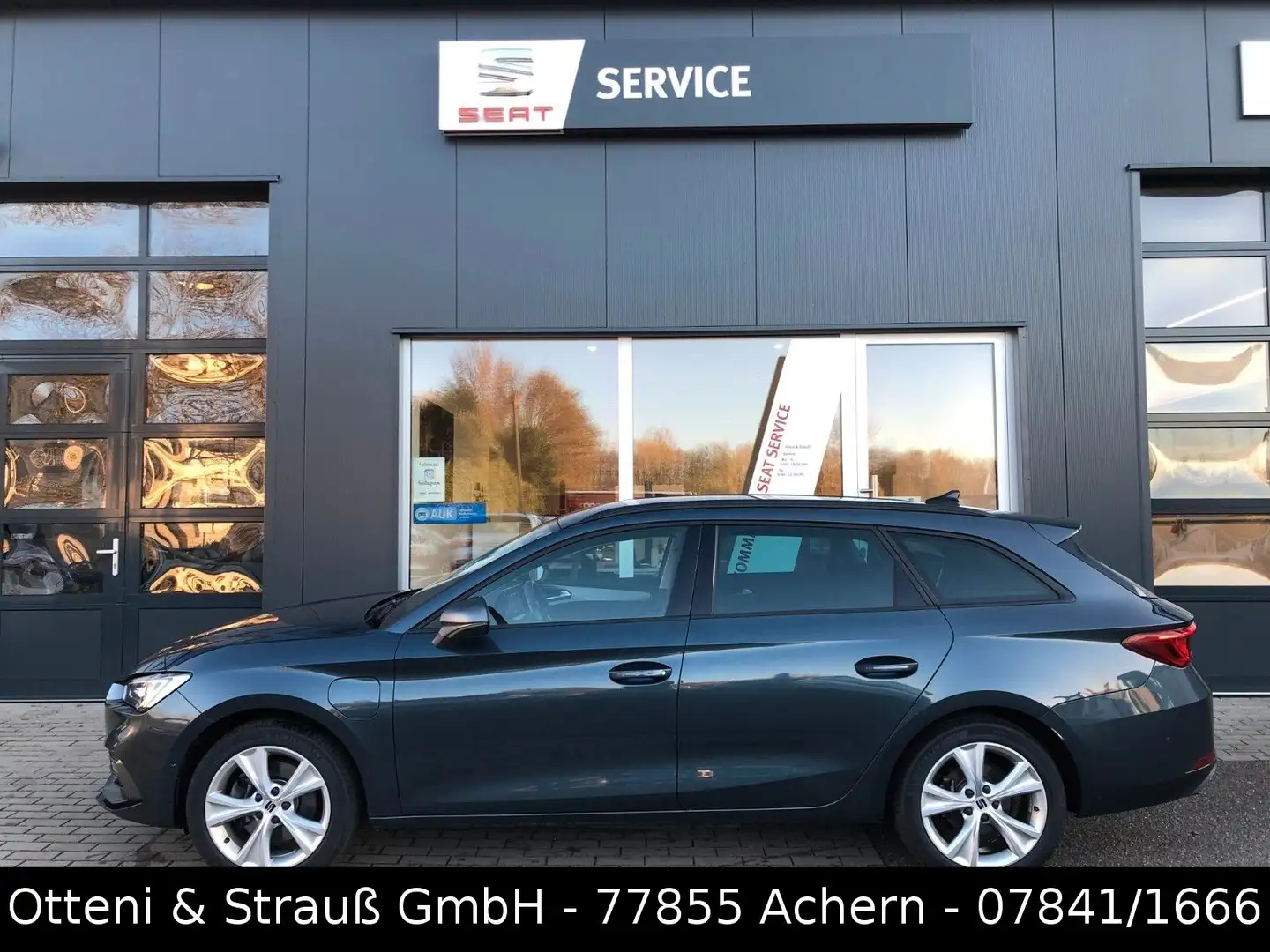 SEAT Leon ST FR e-Hybrid*El.Sitze*/Nav/Virt.Pedal/SHZ Grau - 1