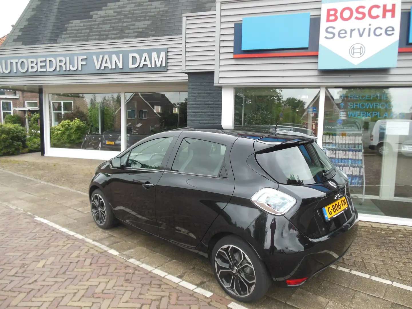 Renault ZOE R110 Iconic 41 kWh incl. btw en accu,s 12 maanden Zwart - 2