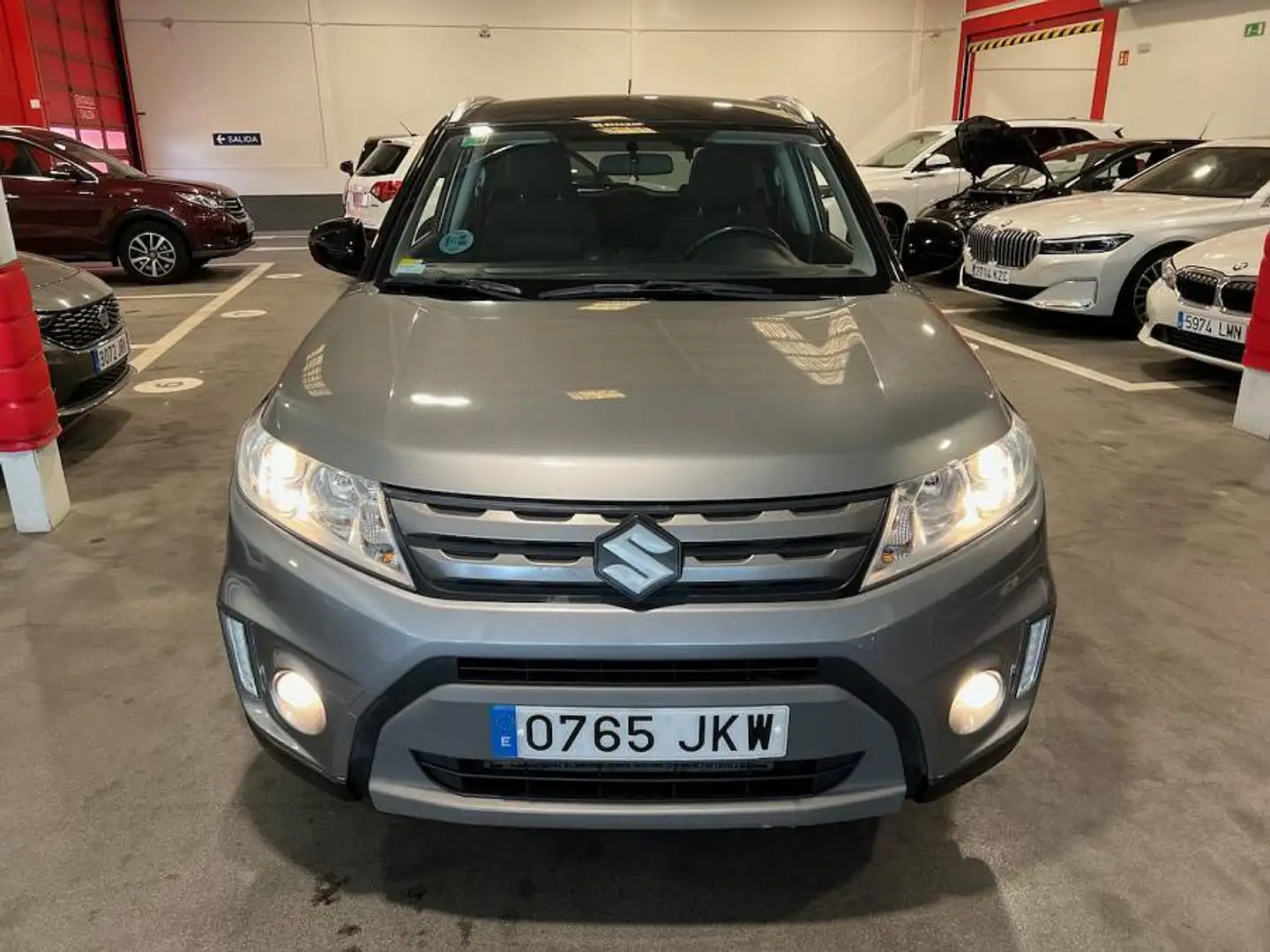 Suzuki Vitara 1.6DDiS GLE 4WD TCSS Grijs - 2