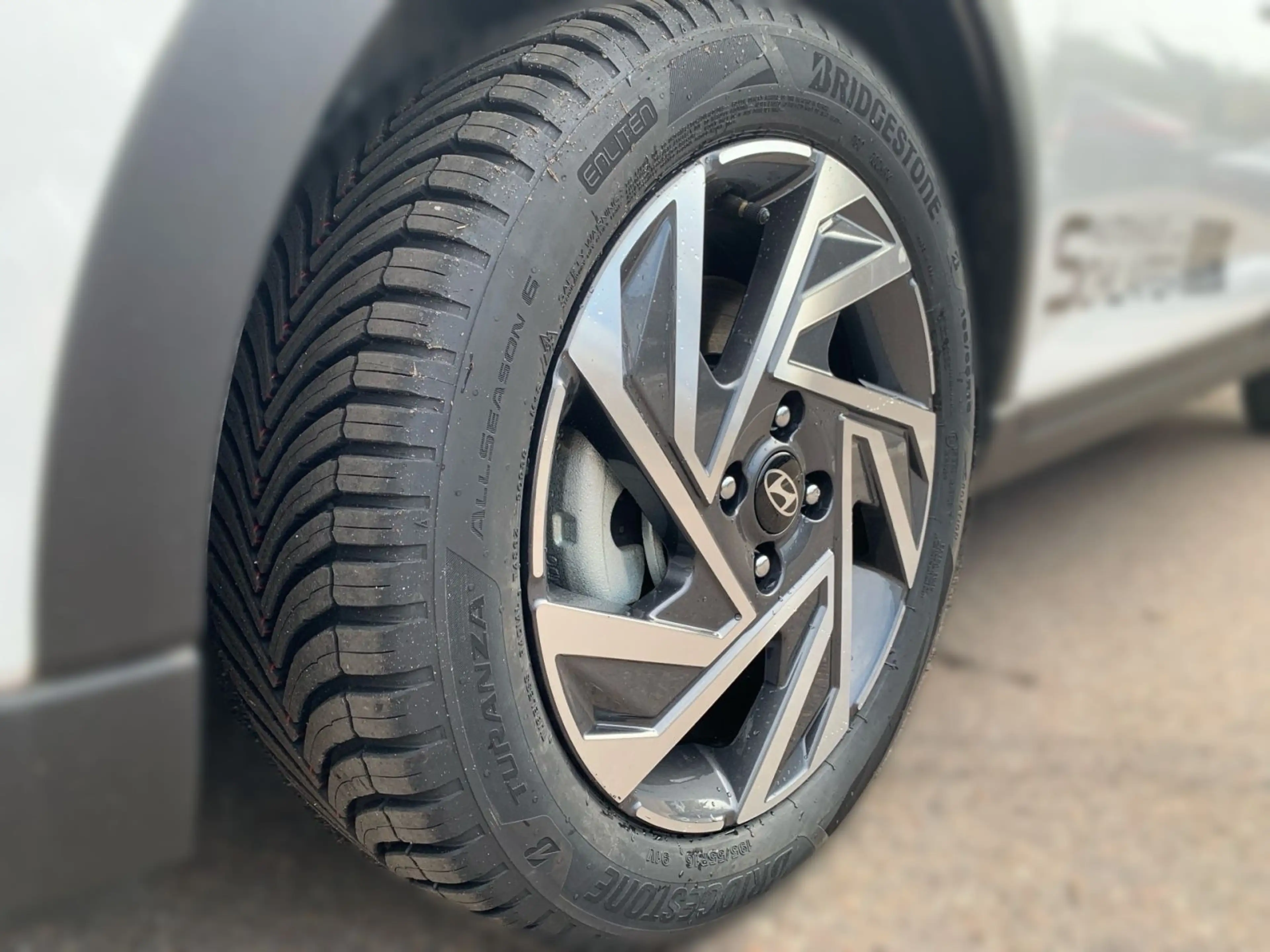 Hyundai BAYON 1.0 T-GDI Trend Navi LED Allwetter — photo 9