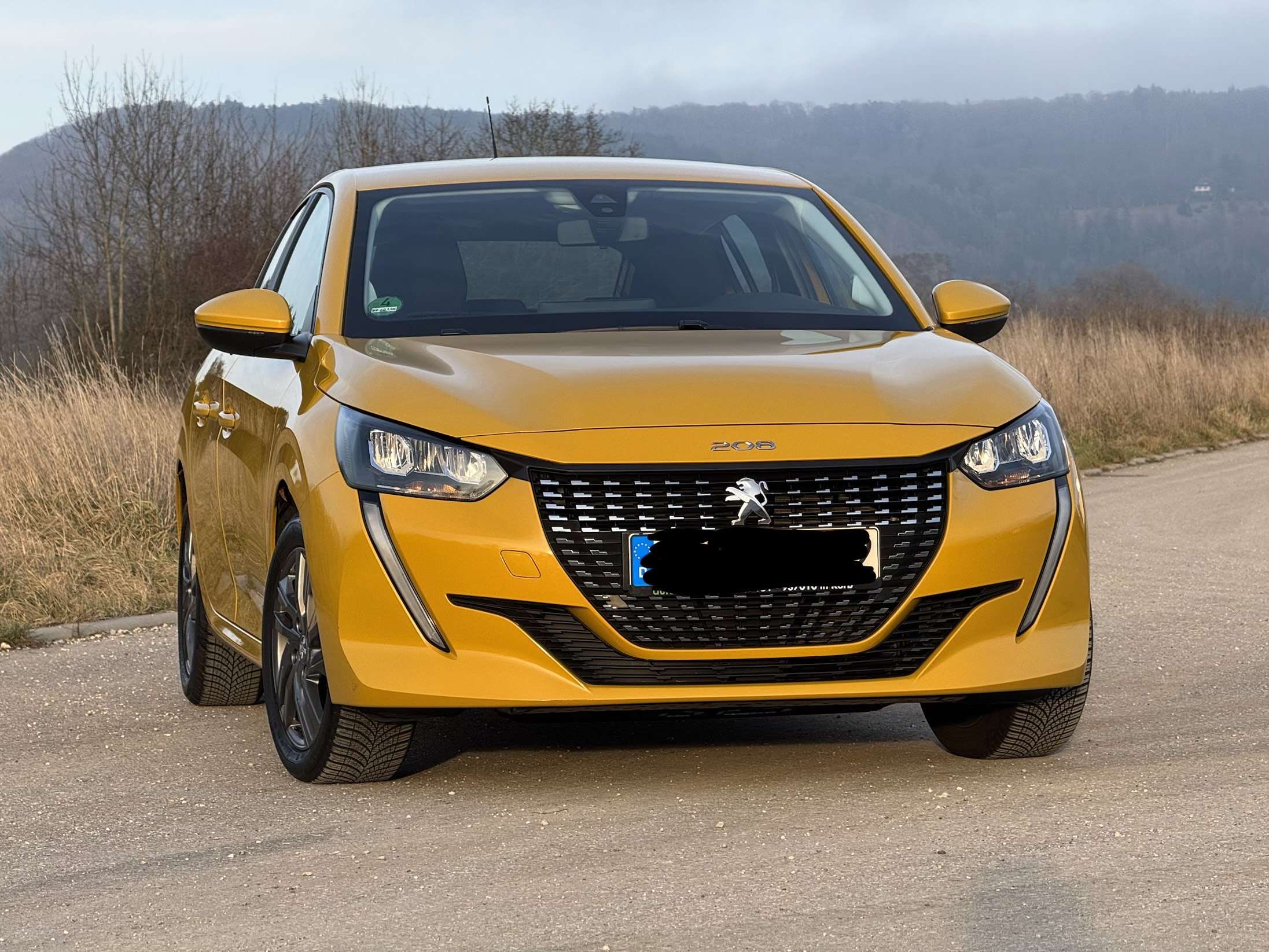 Second hand Peugeot 208 1.2