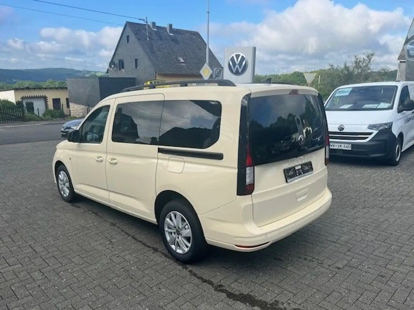 Volkswagen Caddy Life Maxi Taxi 7 Sitzer DSG KAMERA Gelb - 2