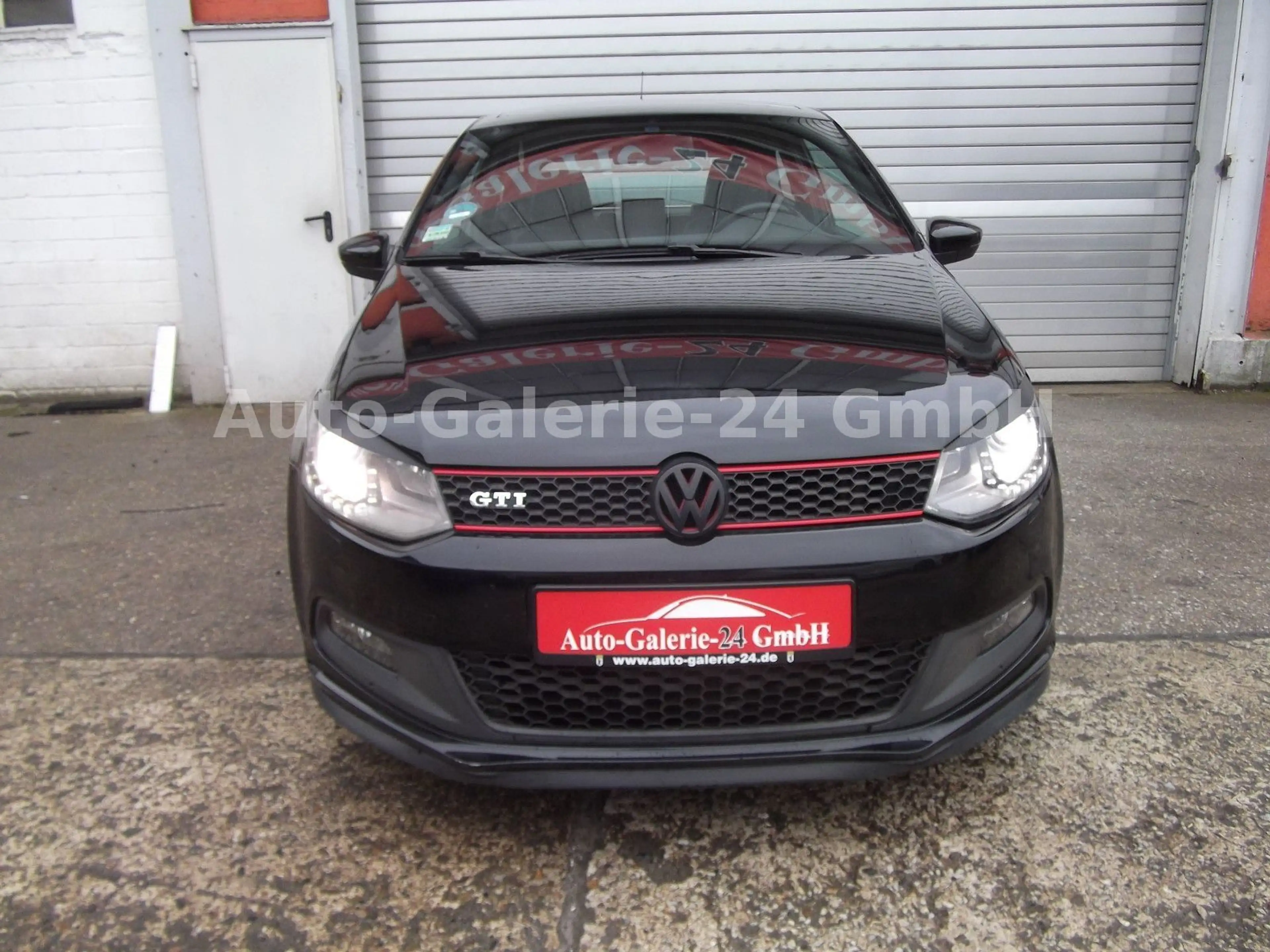 Volkswagen Polo V GTI Autom, Navi, Panorama — photo 3