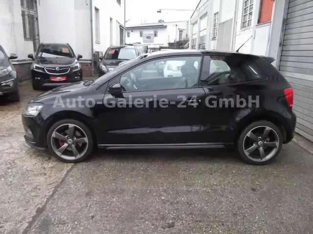 Volkswagen Polo view 8