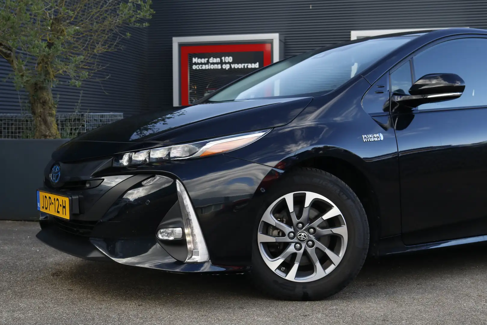 Toyota Prius 1.8 Plug-in Executive Limited Noir - 2