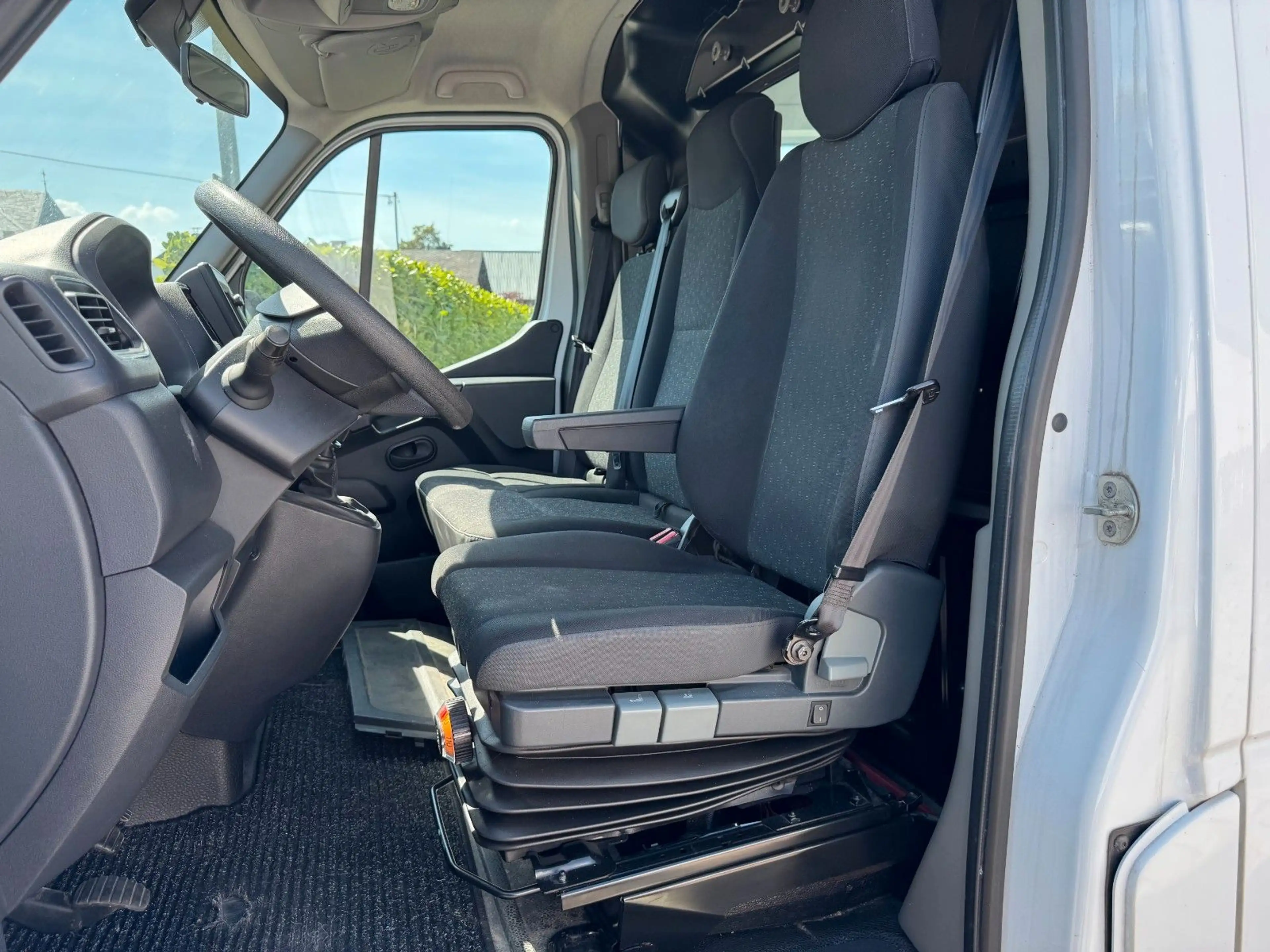 Opel Movano 2.3 CDTi Kasten L4H2 3,5t Klima 1.Hd — photo 10