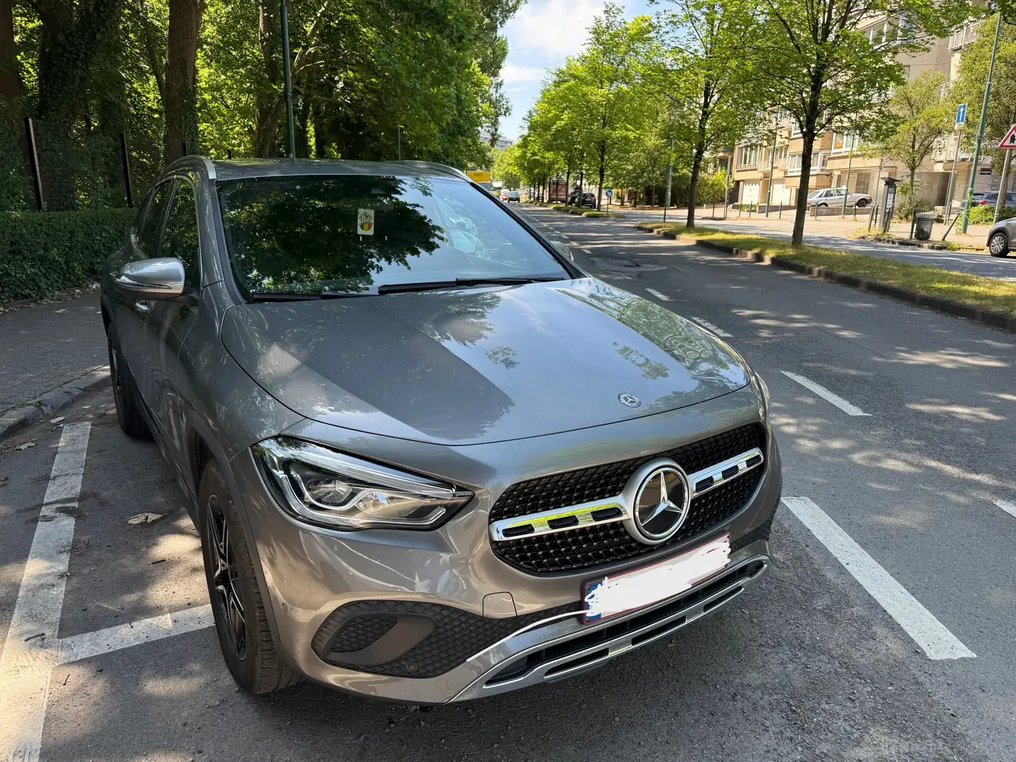 Mercedes-Benz GLA 200 Progressive Grijs - 1