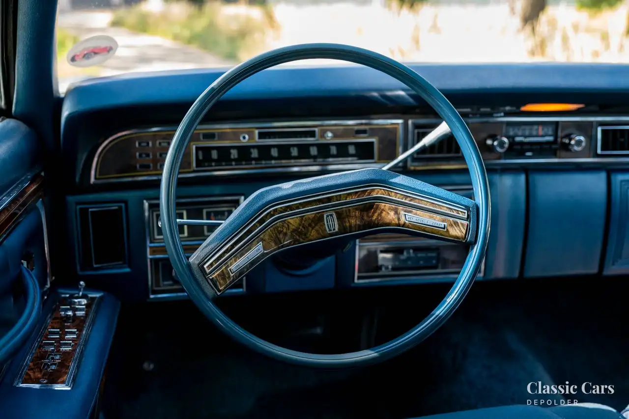 Lincoln Continental Town Car, foto 11