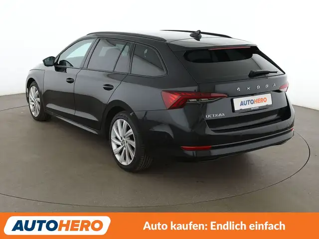 Skoda Octavia view 4