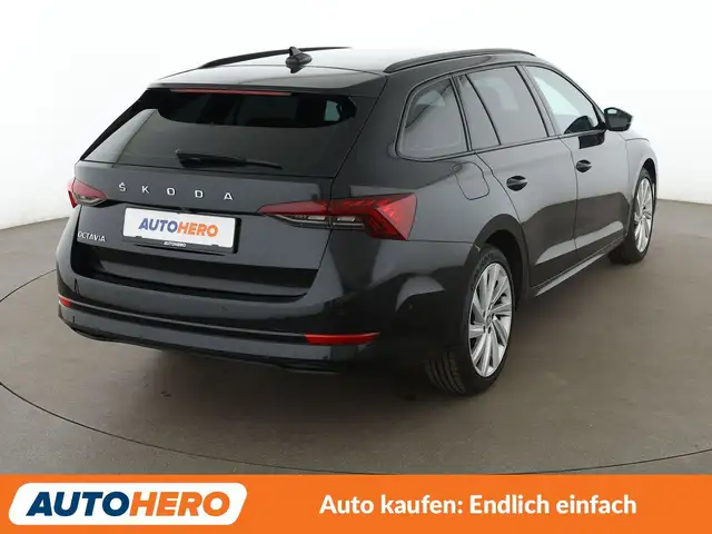 Skoda Octavia view 6