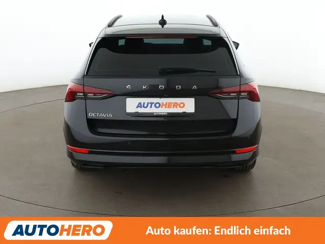 Skoda Octavia view 5
