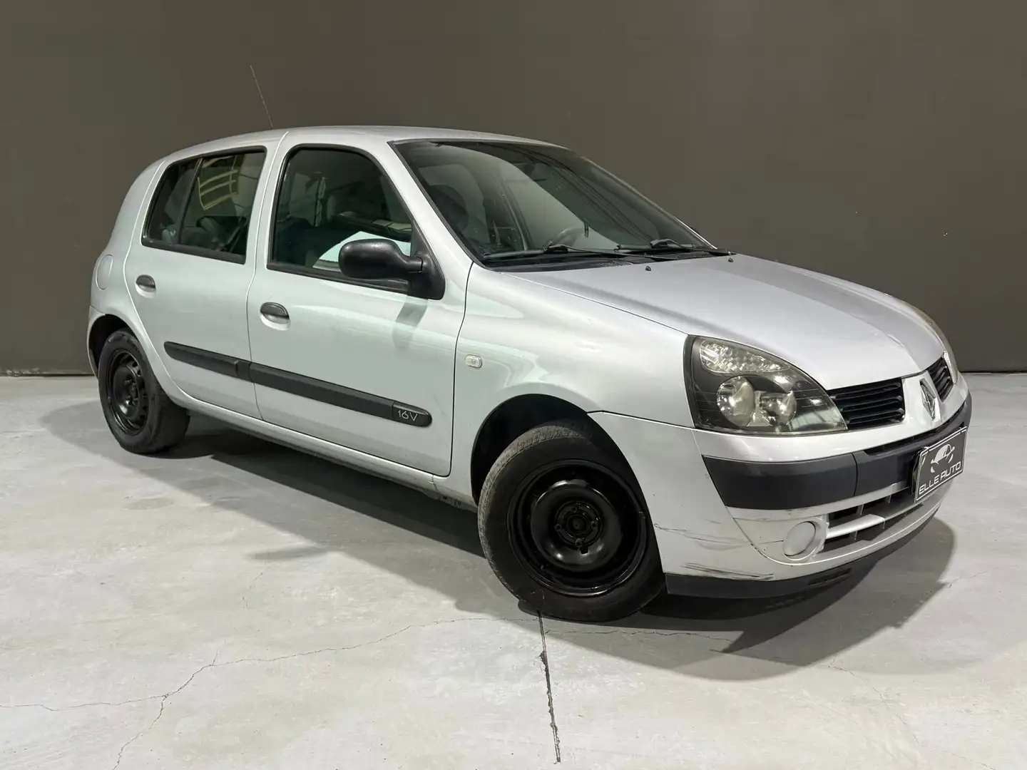 Renault Clio Clio 5p 1.2 16v Luxe Privilege Argent - 1