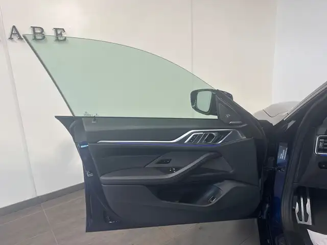 BMW 4 Series view 6