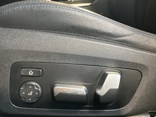 BMW 4 Series view 12