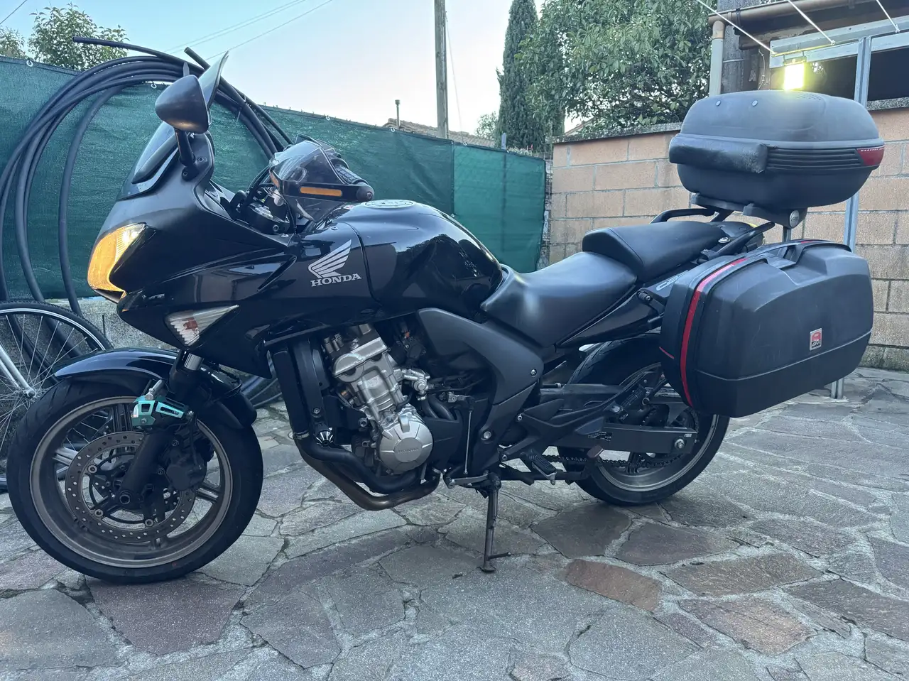 Honda CBF 600