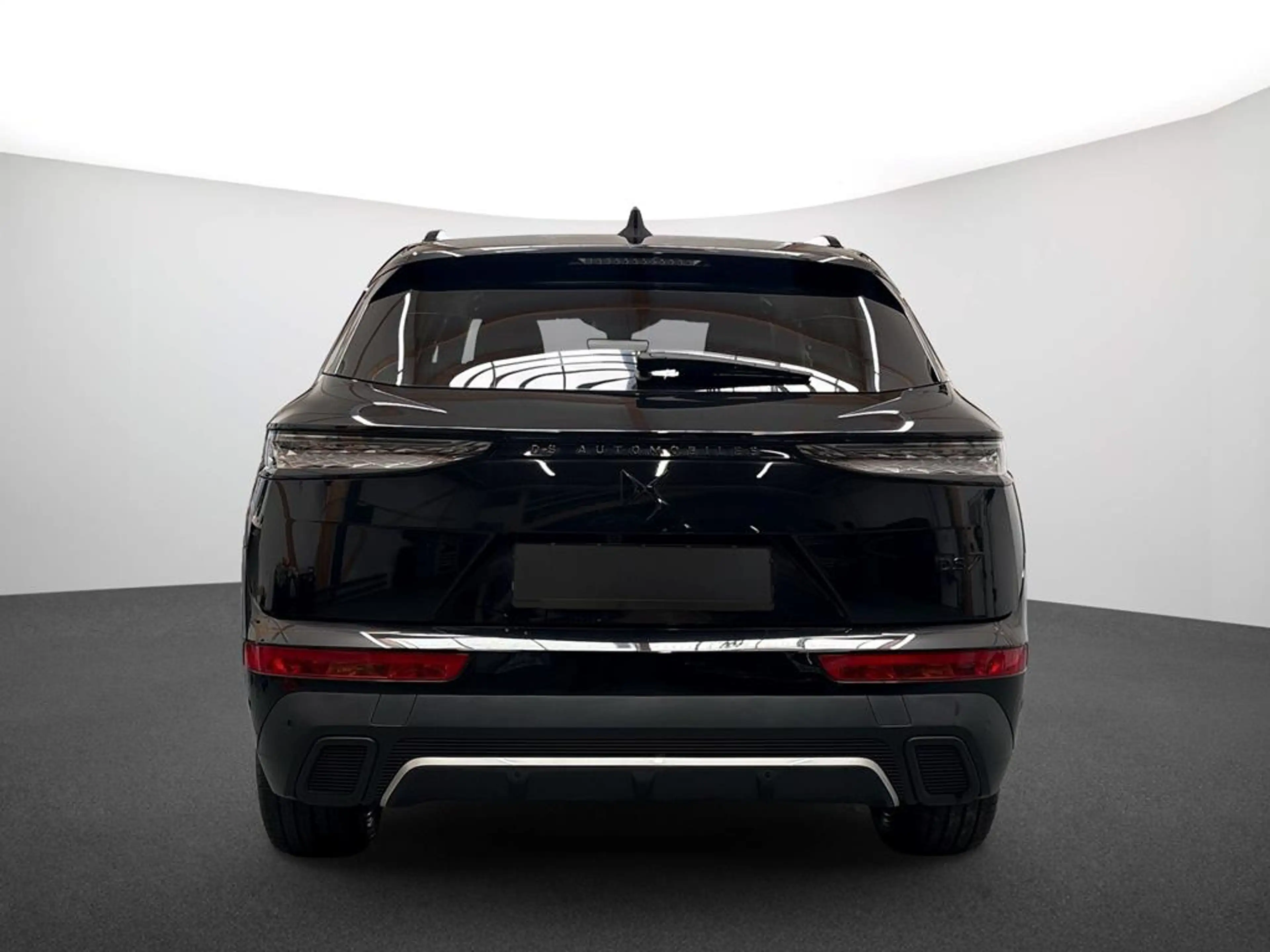 DS Automobiles DS 7 DS 7 PERFORMANCE LINE + BlueHDi 130 EAT8 — photo 4