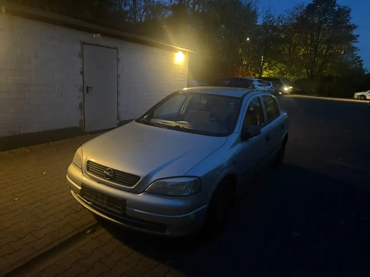 Opel Astra 1.2, foto 2