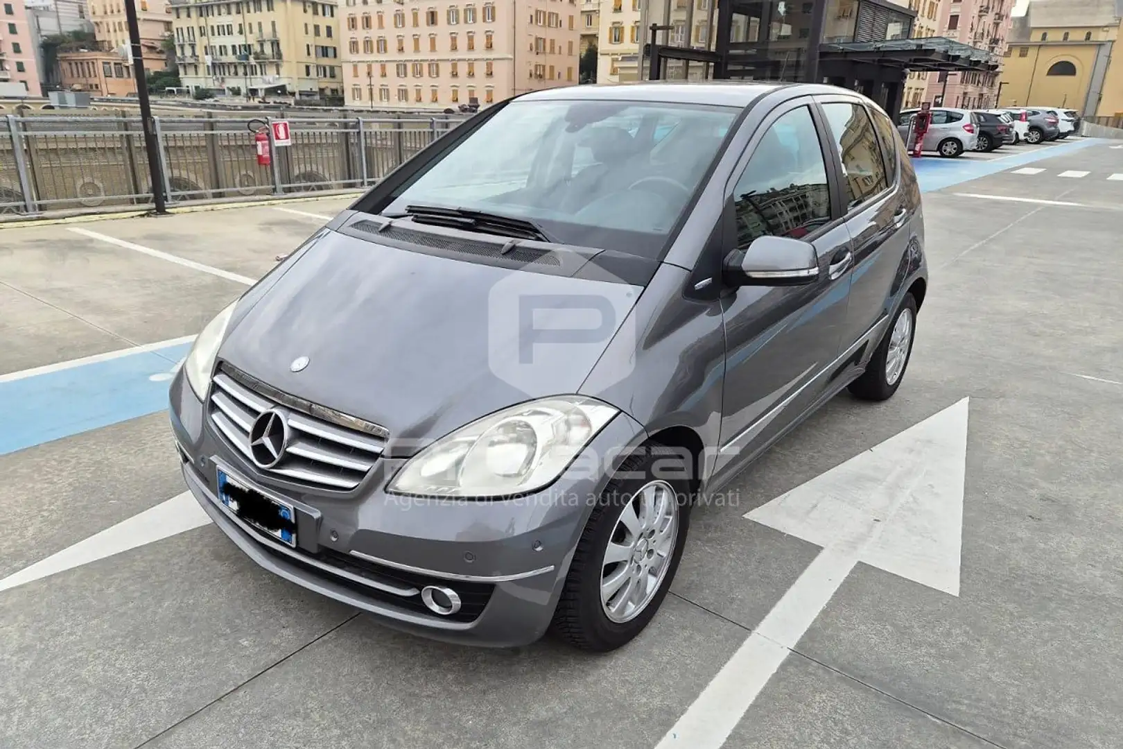 Mercedes-Benz A 160 A 160 BlueEFFICIENCY Elegance Zilver - 1