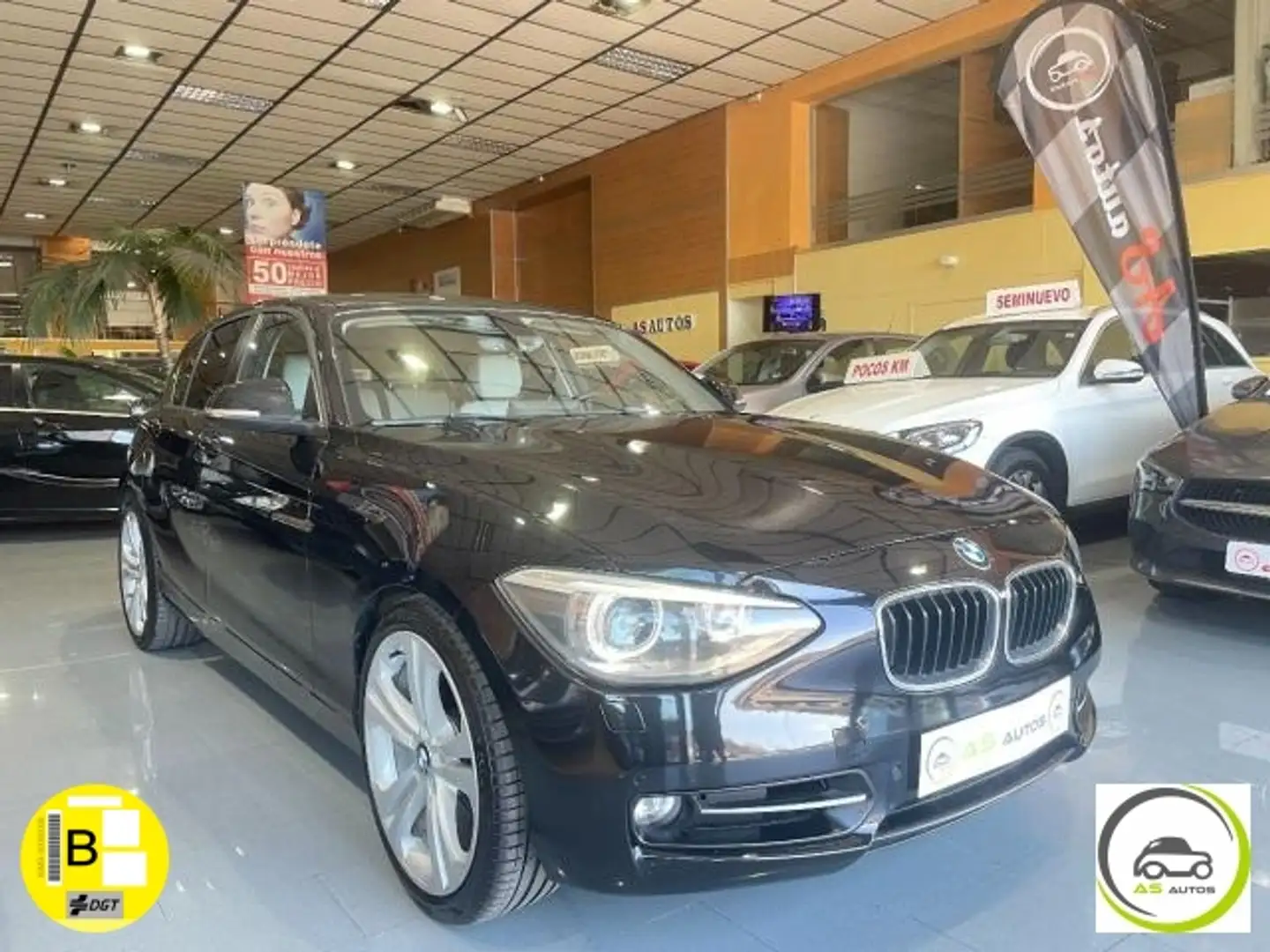 BMW 120 120d 5p. Sport Negro - 1