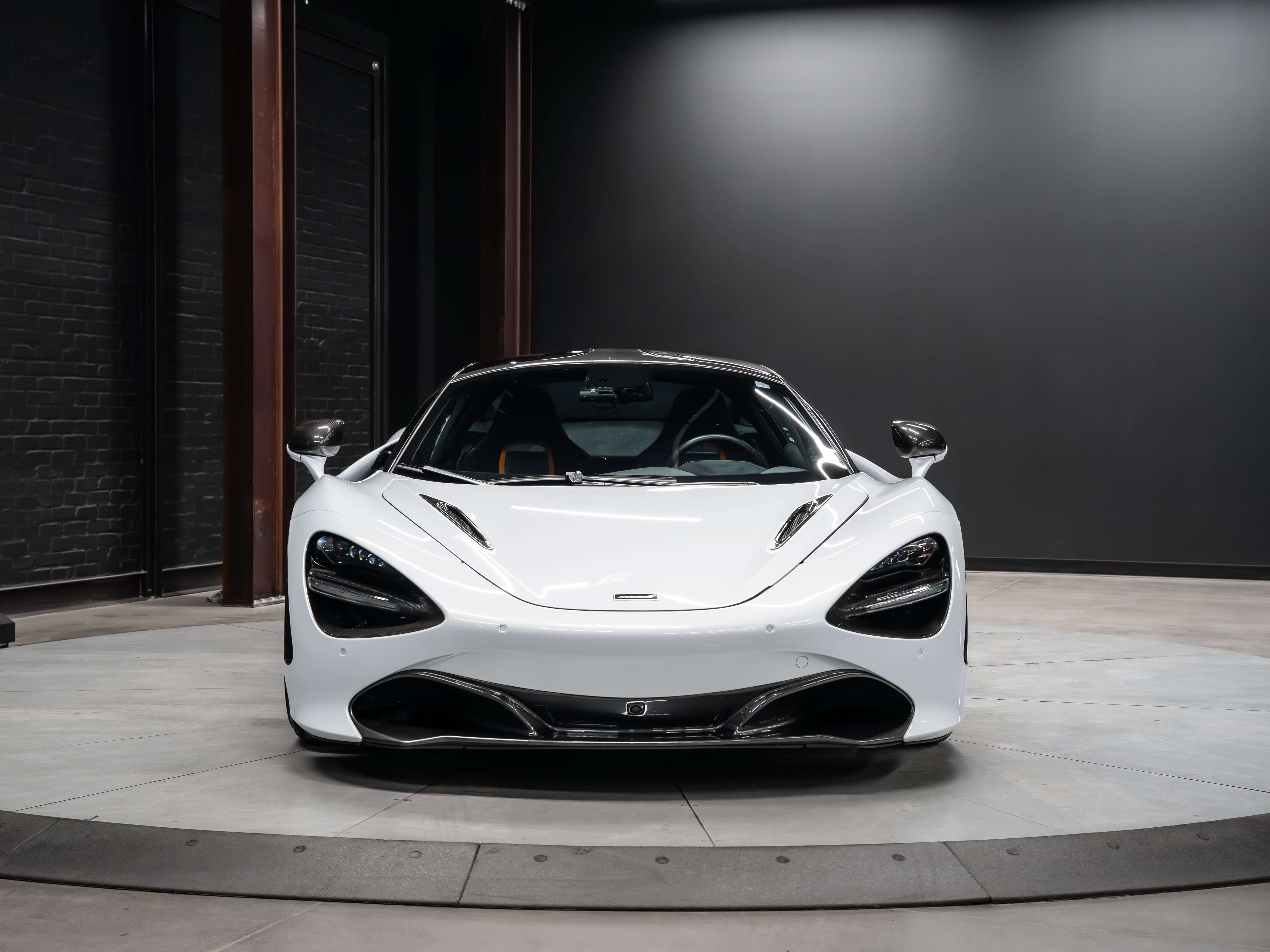 2018 McLaren 720