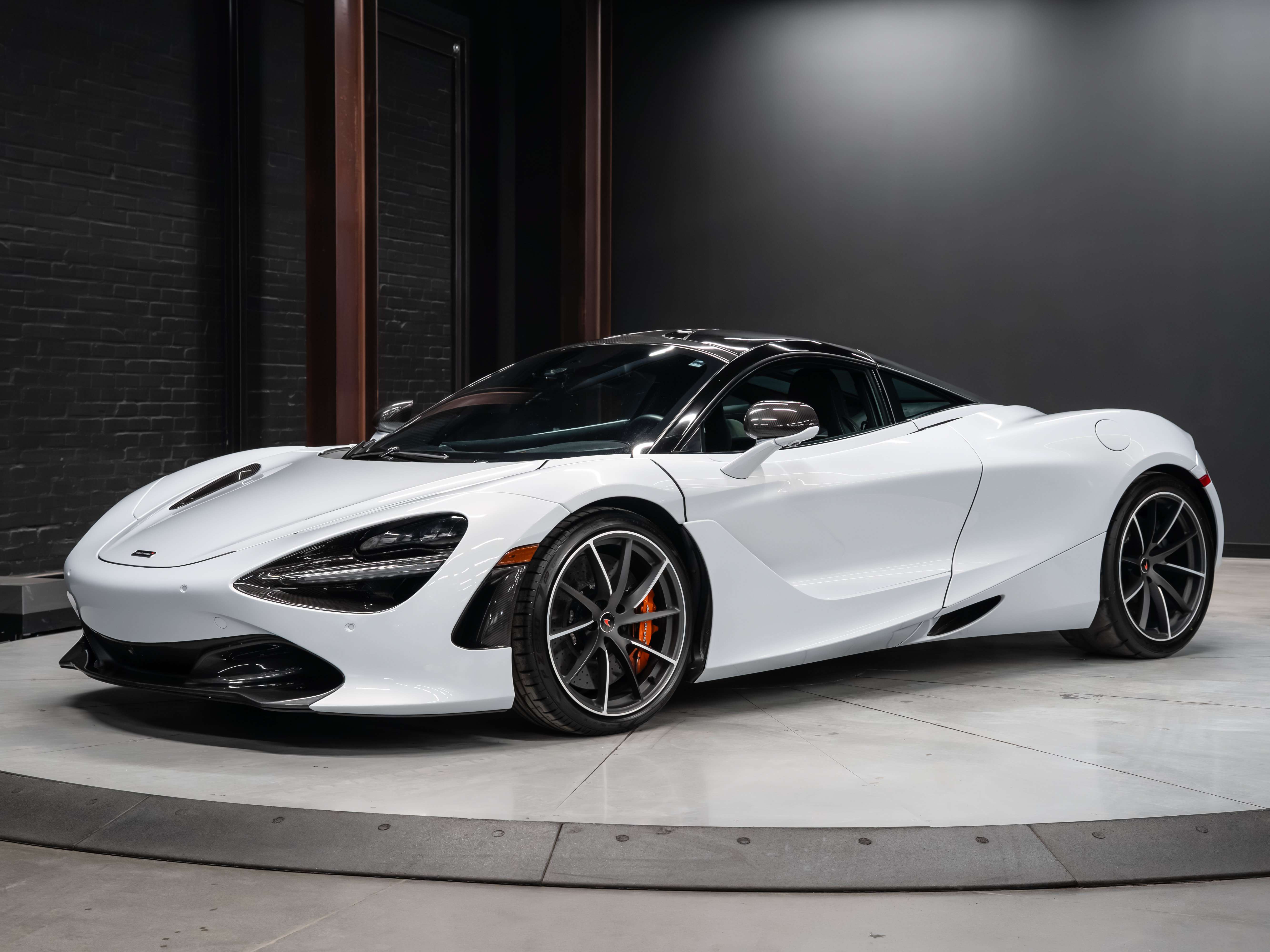 2018 McLaren 720