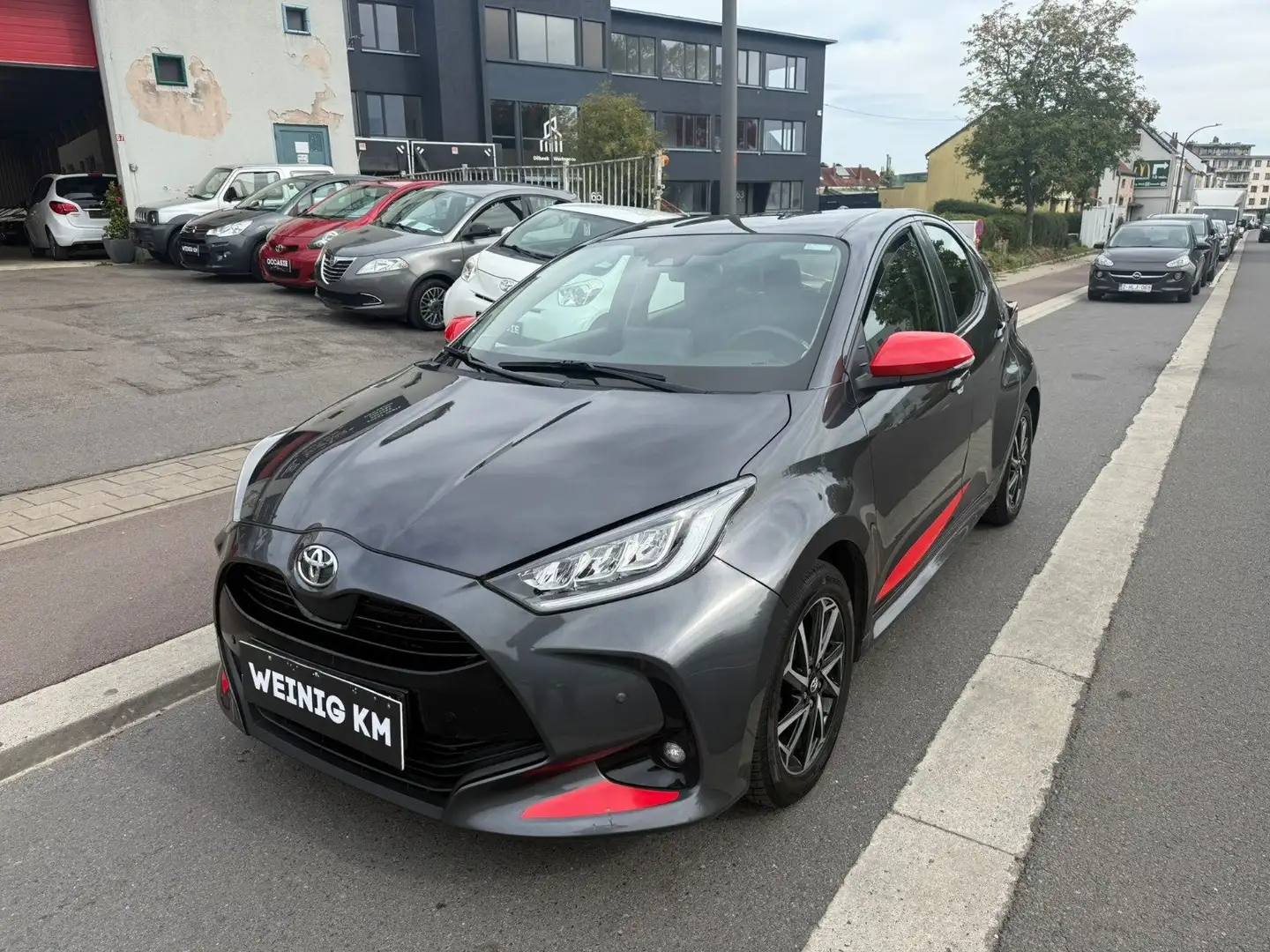 Toyota Yaris Yaris 1.5i Dual VVT*CARNET COMPLET**12M GARANTIE - 1