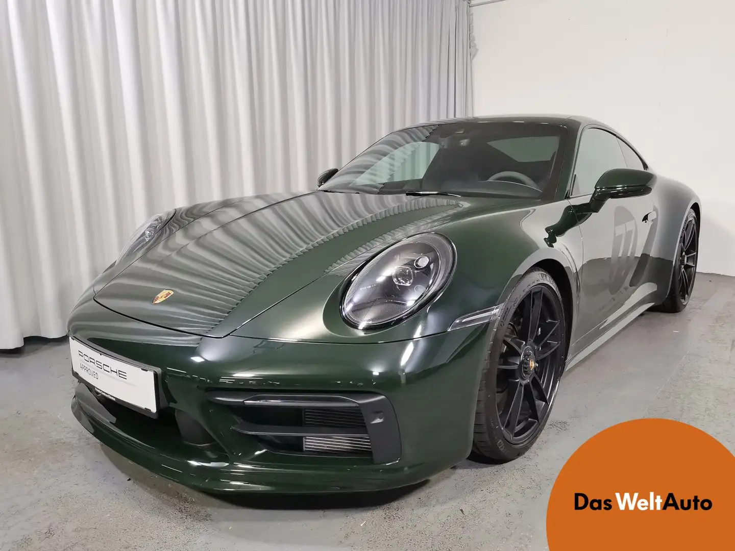 Porsche 911 Carrera GTS Vert - 1