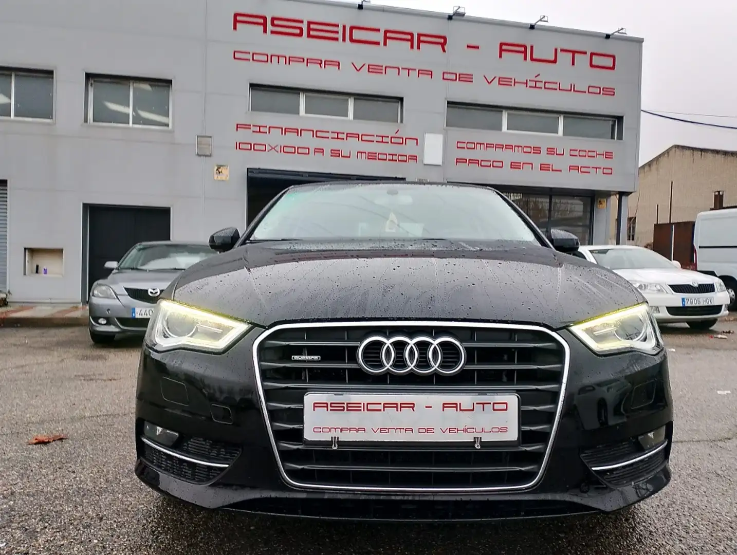 Audi A3 2.0TDI Ambiente EEL quattro 150 Schwarz - 1