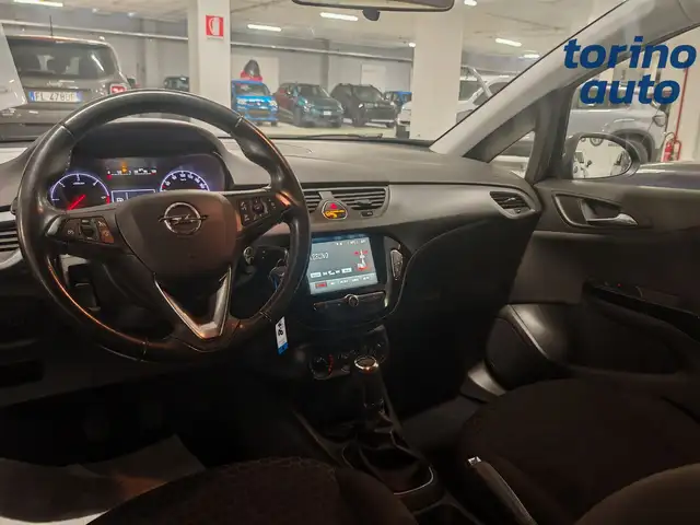 Opel Corsa view 10