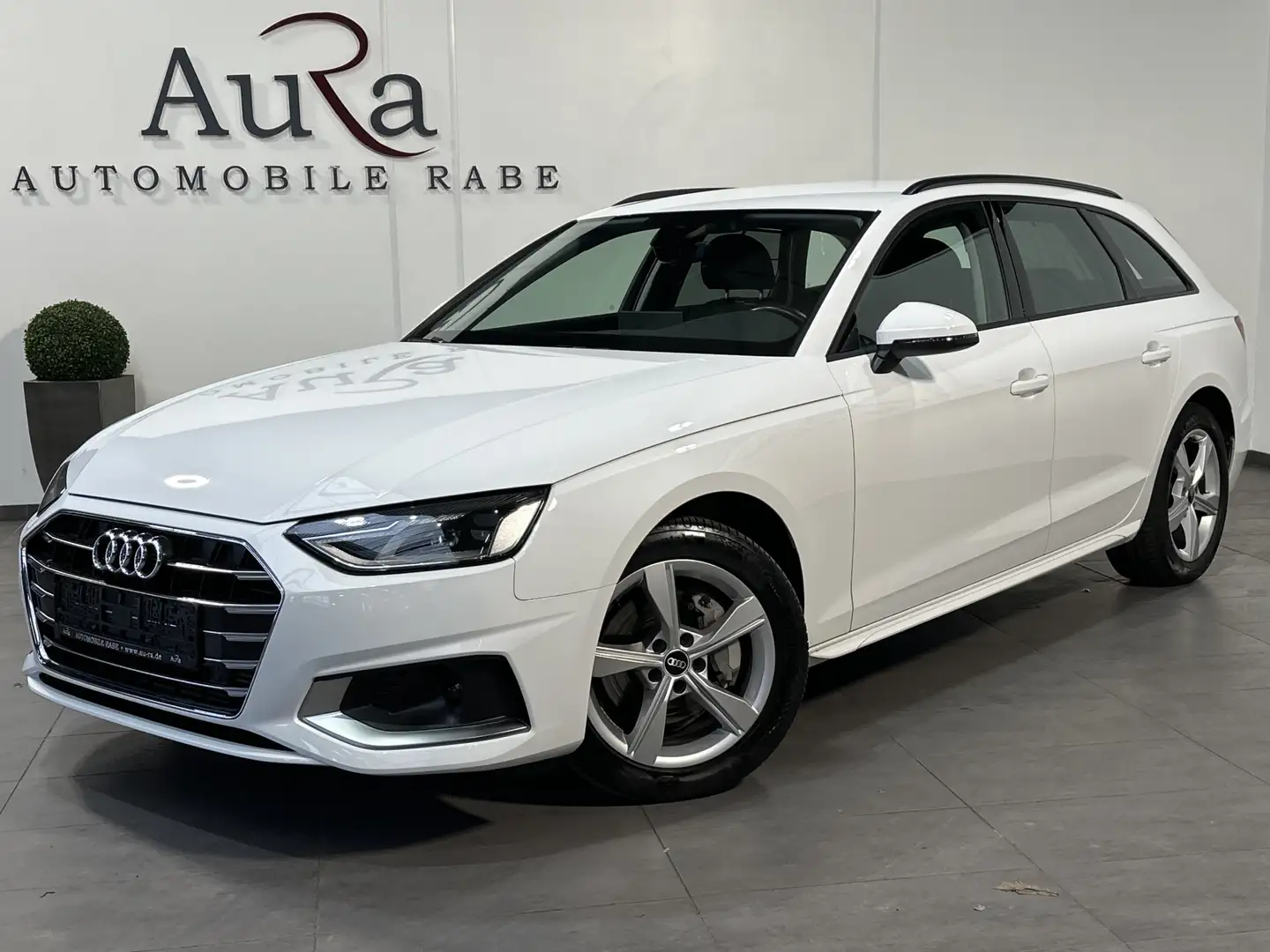 Audi A4 Avant 40 TFSI Advanced NAV+LED+STANDHEIZUNG Weiß - 2