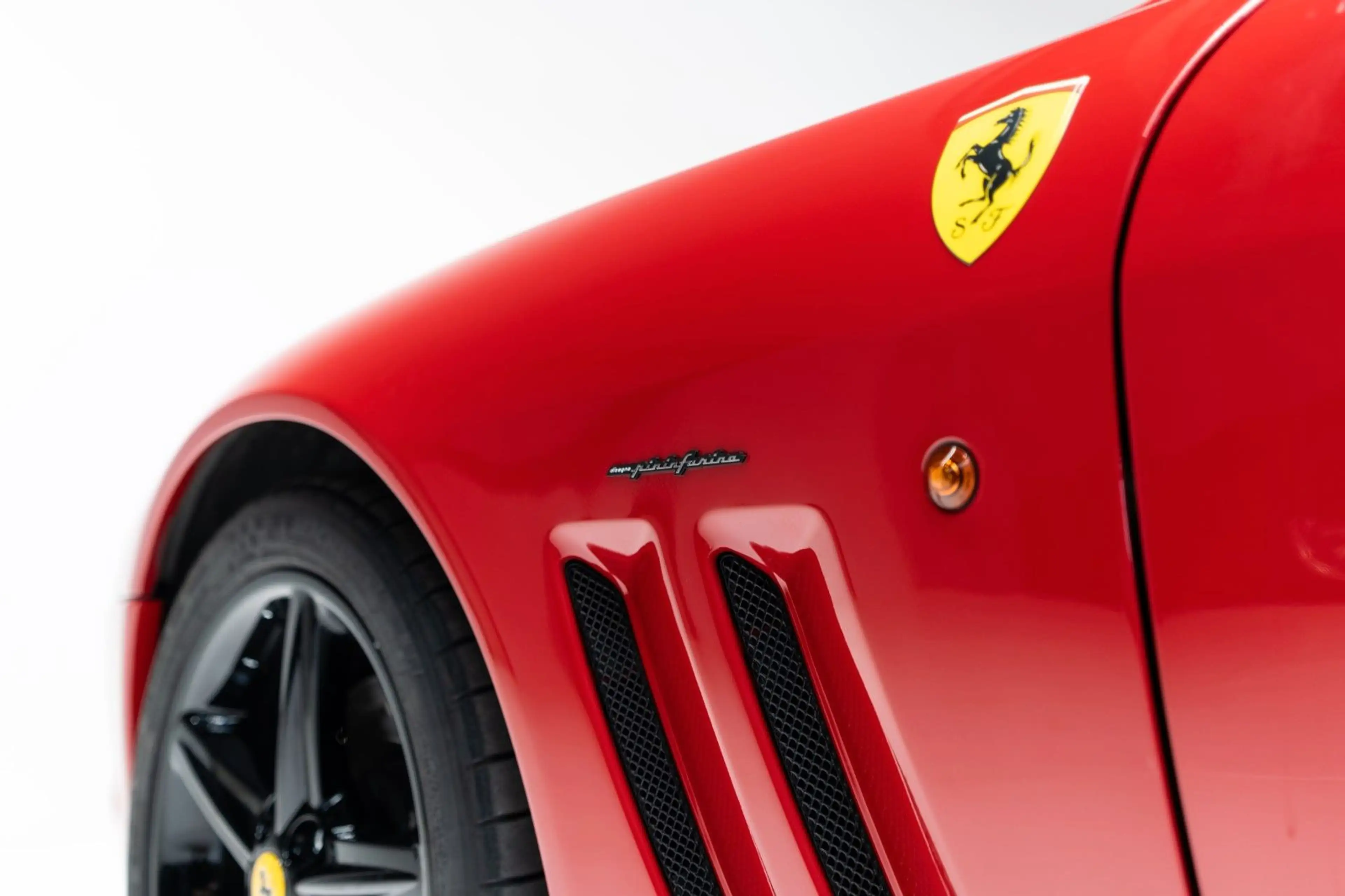 Ferrari 575 — photo 11