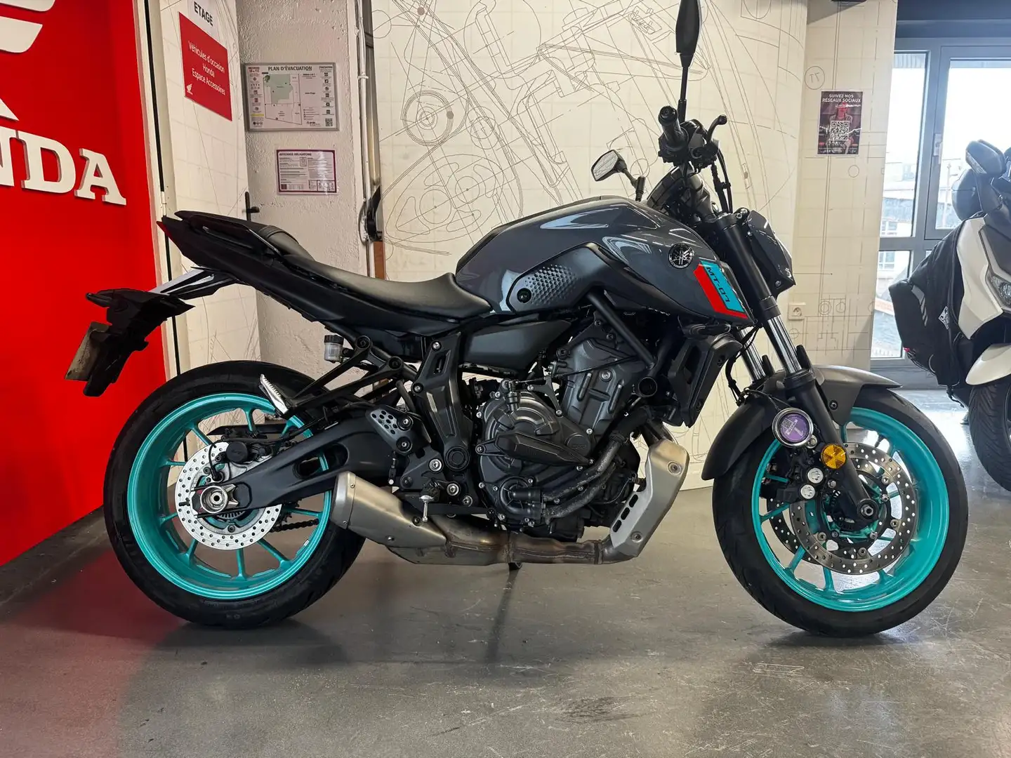 Yamaha MT-07 - 2