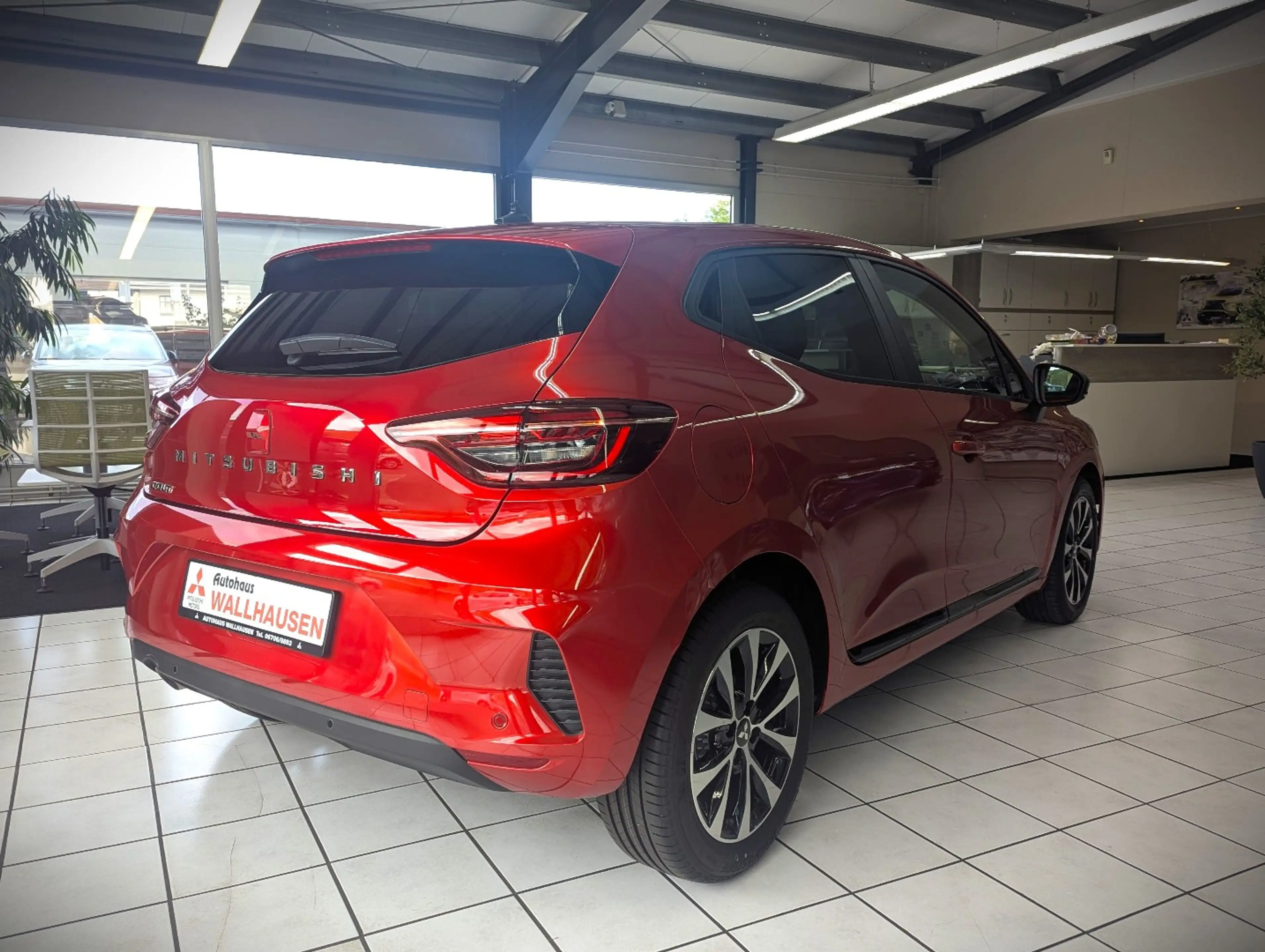 Mitsubishi Colt 1.0 Klima+Sitzheizung+Kamera+LED — photo 3