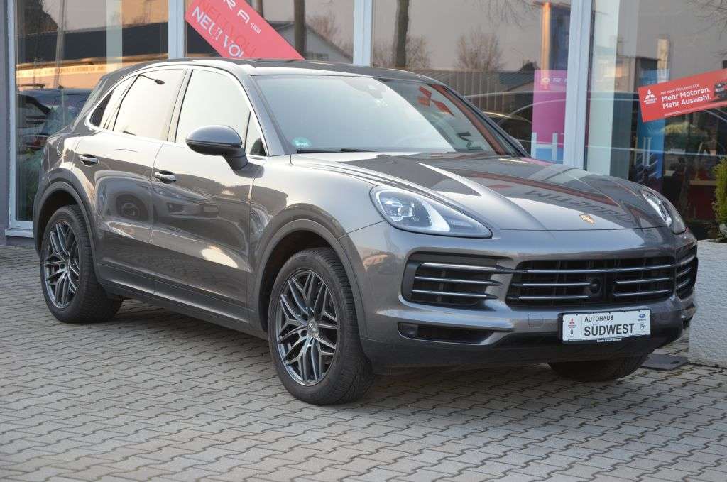 Second hand Porsche Cayenne 