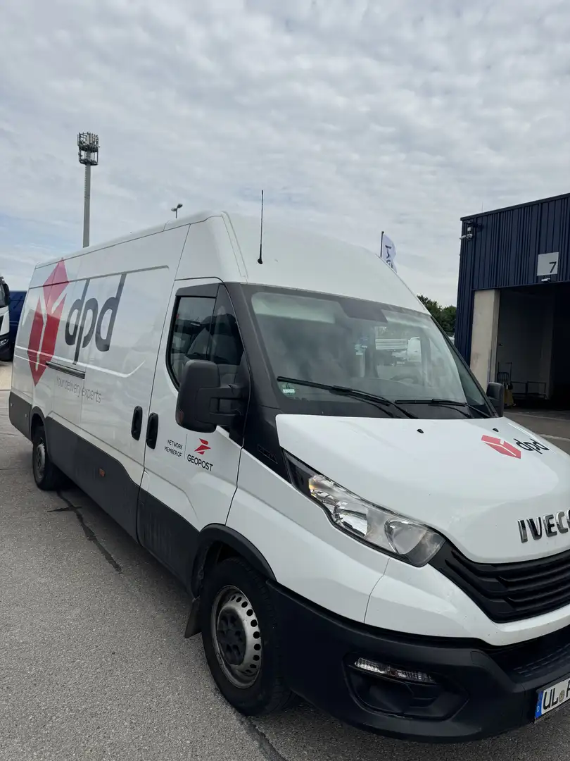 Iveco Daily 35 S 16 V Lang Kamera Klimaautomatik - 2