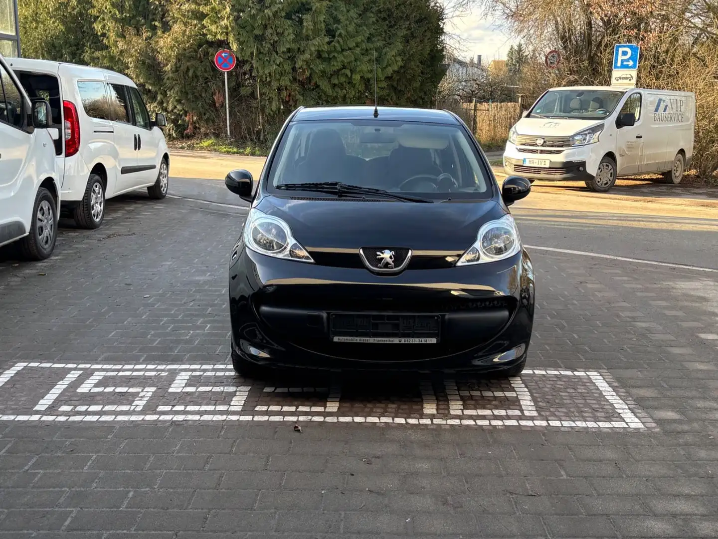 Peugeot 107 Filou Schwarz - 1