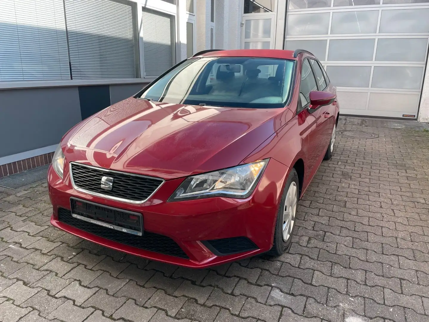SEAT Leon ST Reference *KLIMA*PARKSENSOR*TUV/AU NEU* Rot - 1