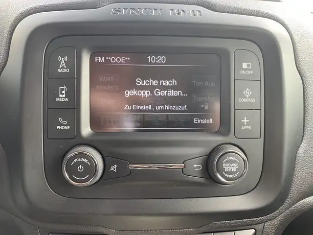 Jeep Renegade view 2